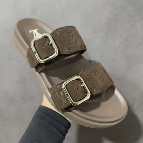 LV 27FW LDWAQLG 095 스니커즈 42