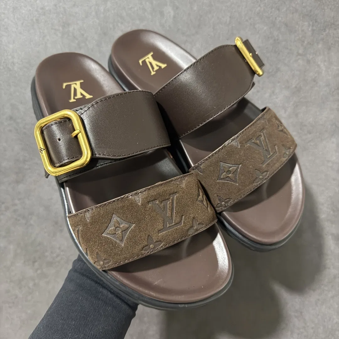 LV 27FW LDWAQLG 095 스니커즈 61