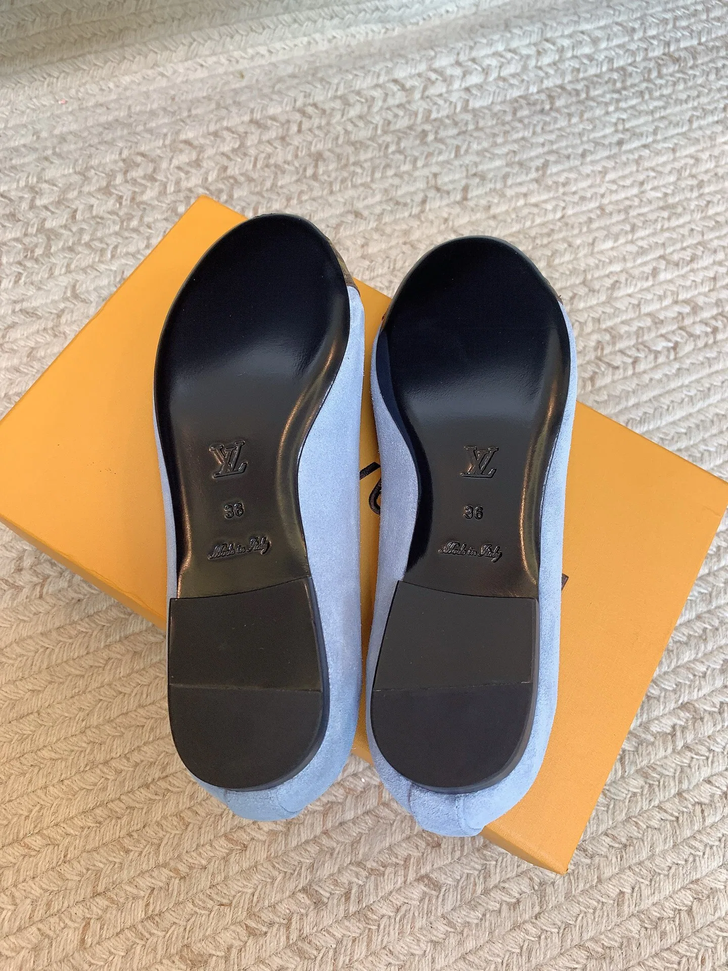 LV 27FW LDWAQLG 098 플랫슈즈 19