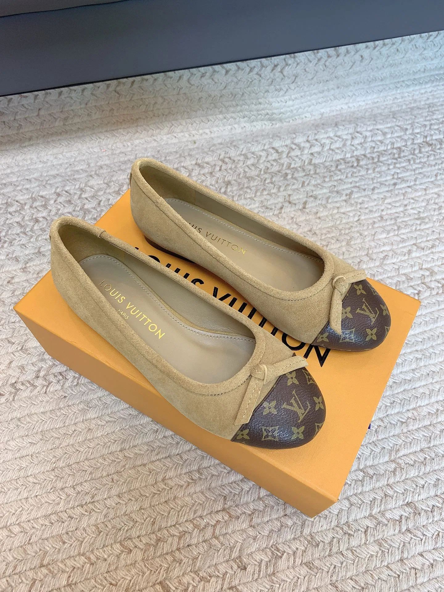 LV 27FW LDWAQLG 098 플랫슈즈 24