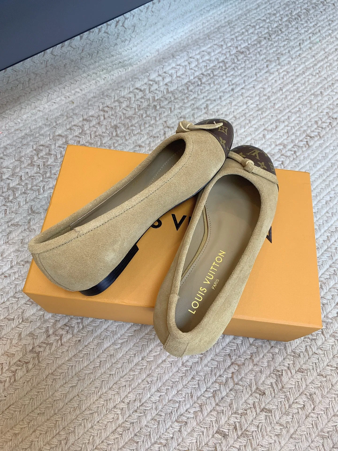 LV 27FW LDWAQLG 098 플랫슈즈 25
