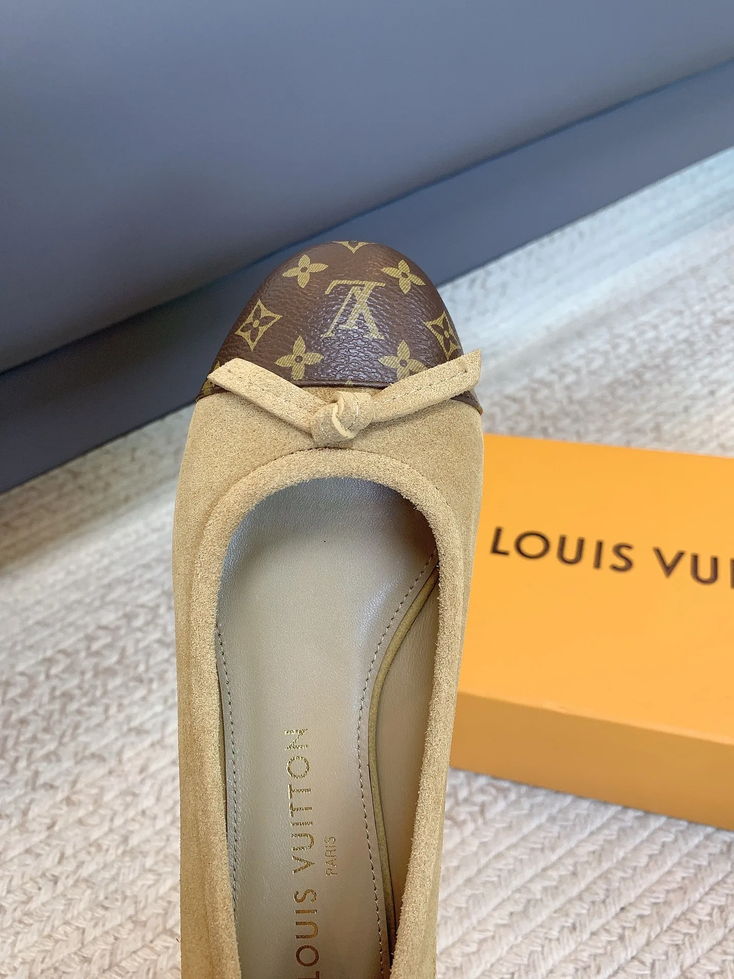 LV 27FW LDWAQLG 098 플랫슈즈 27