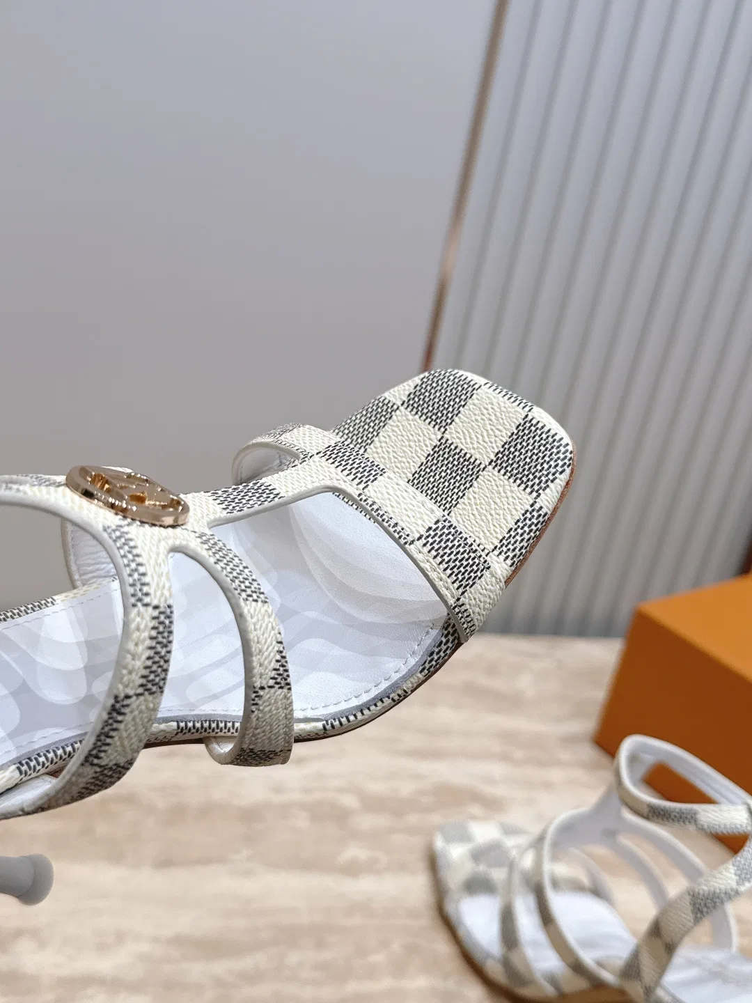 LV 27FW LDWAQLG 103 구두 7