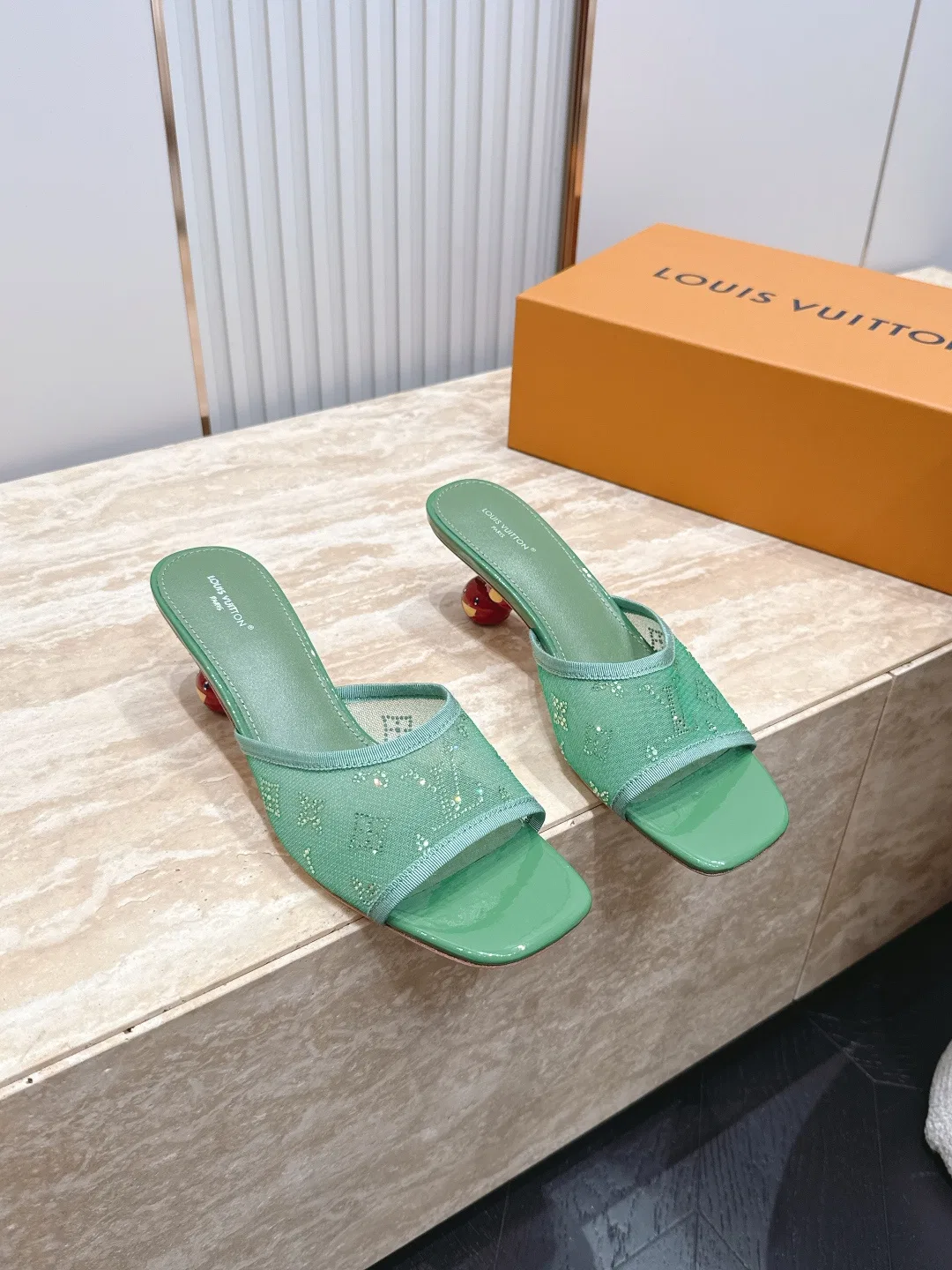 LV 27FW LDWAQLG 106 구두 38