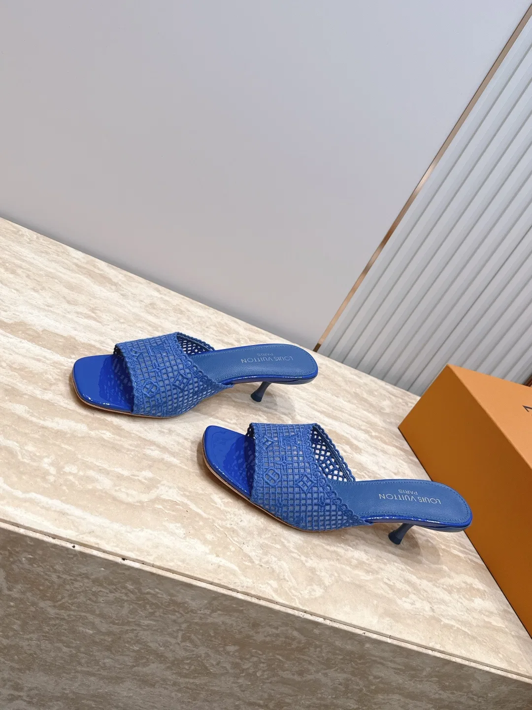 LV 27FW LDWAQLG 107 구두 9
