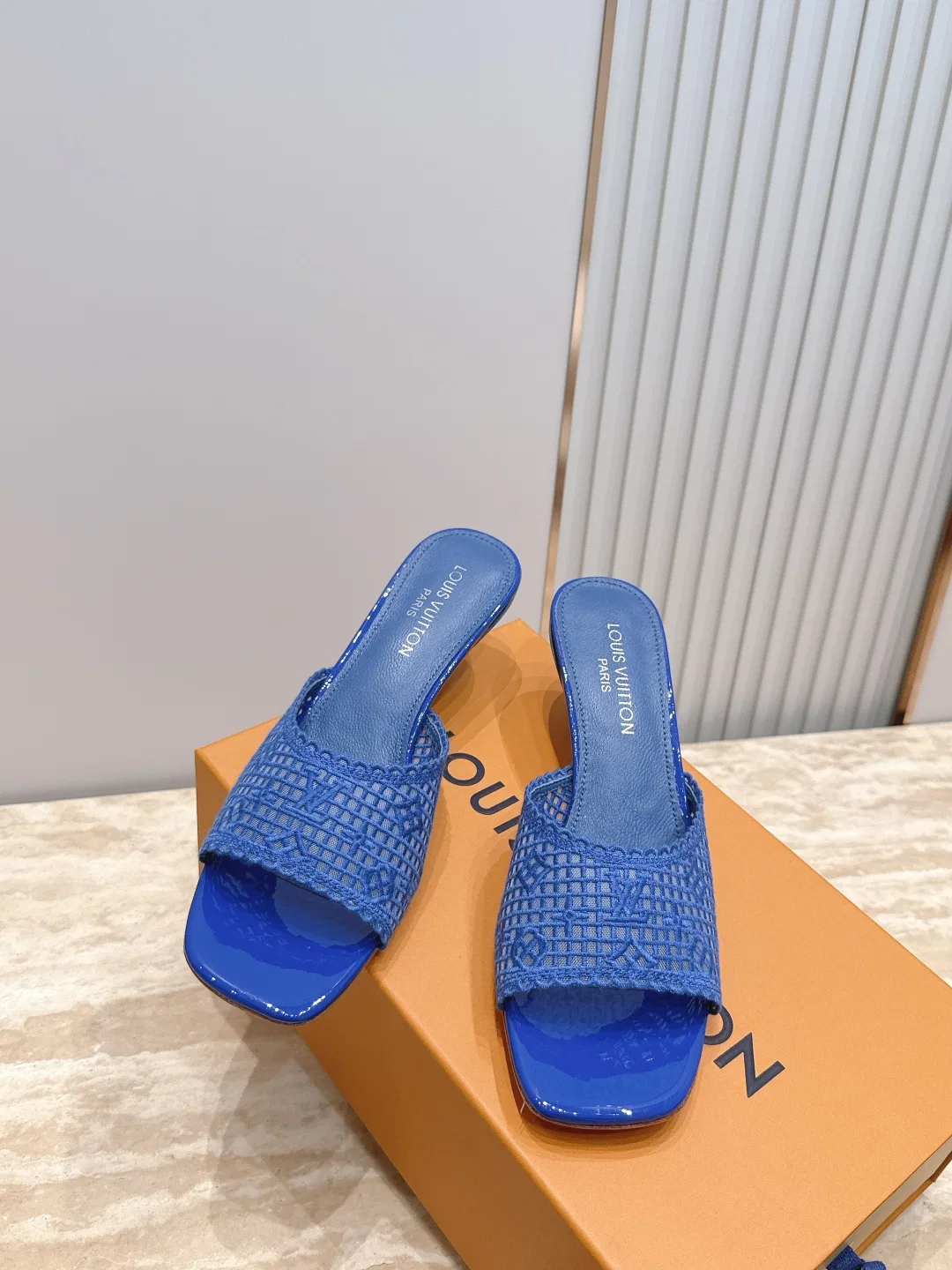 LV 27FW LDWAQLG 107 구두 12