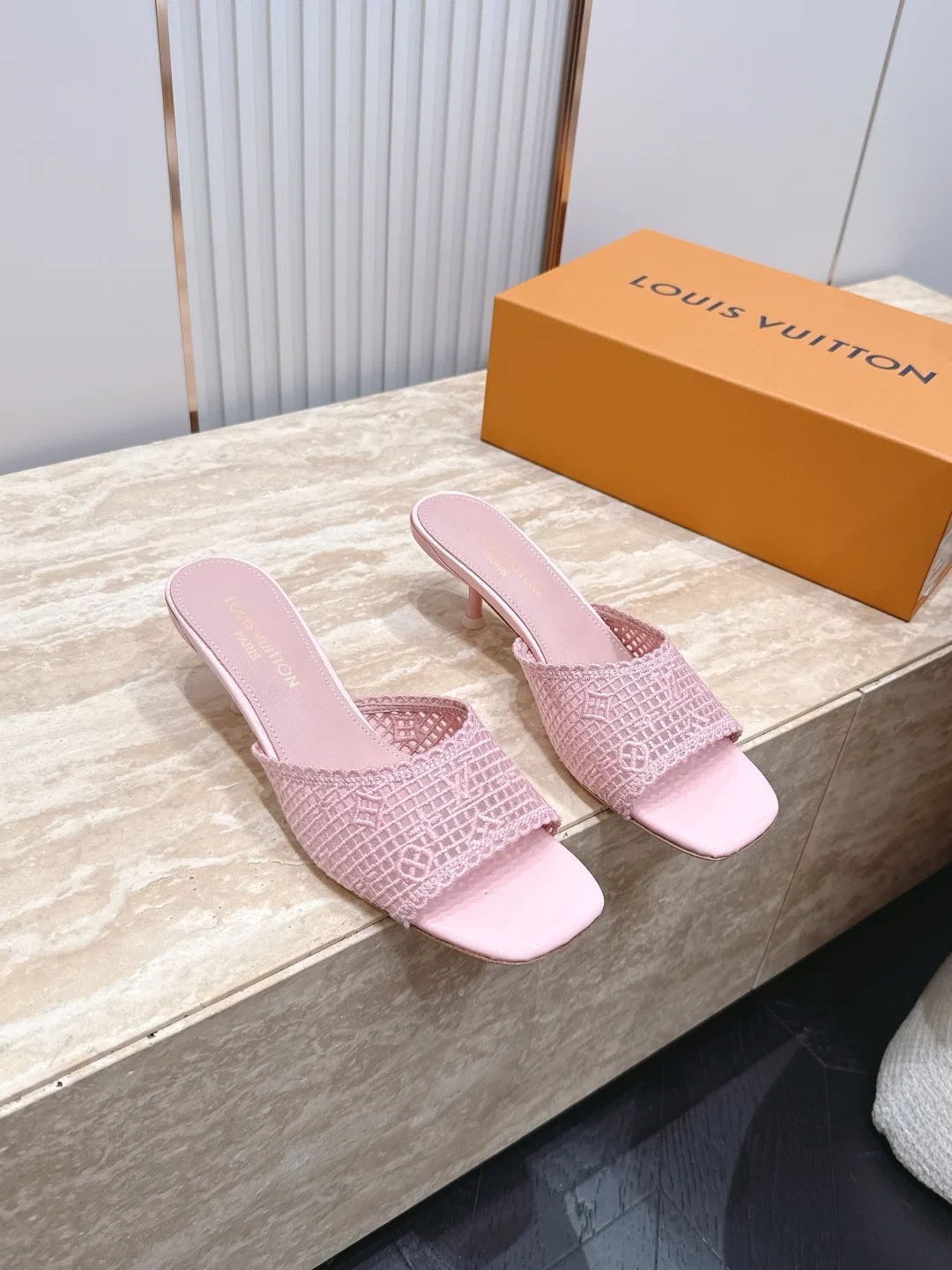 LV 27FW LDWAQLG 107 구두 20
