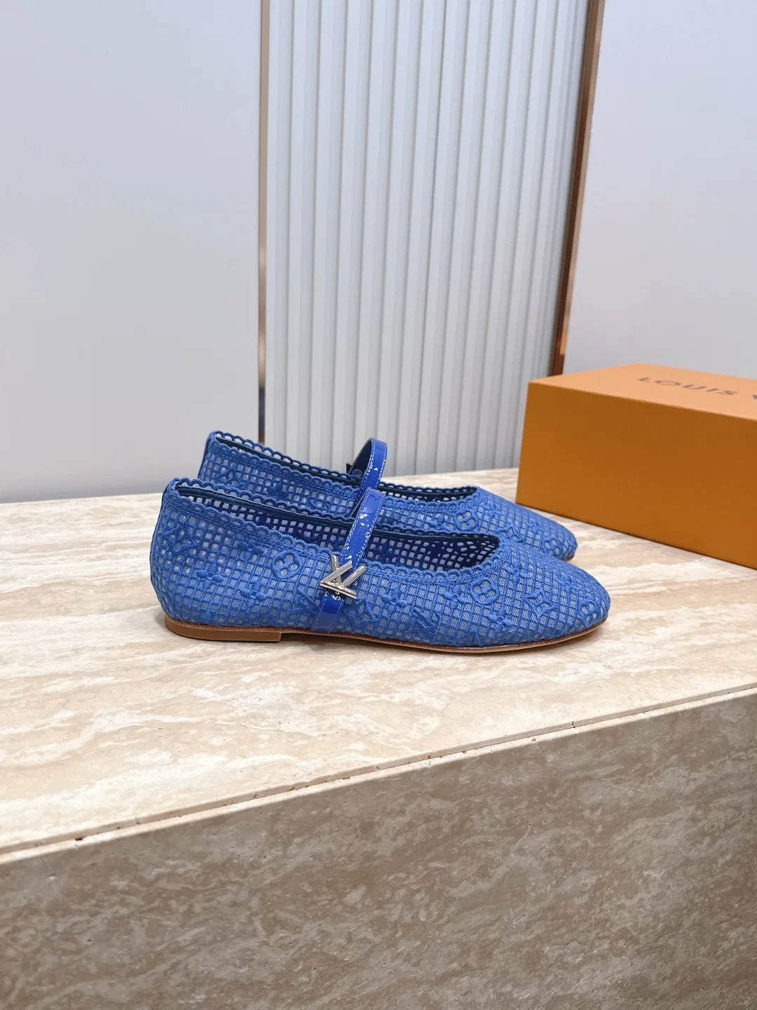 LV 27FW LDWAQLG 108 플랫슈즈 18