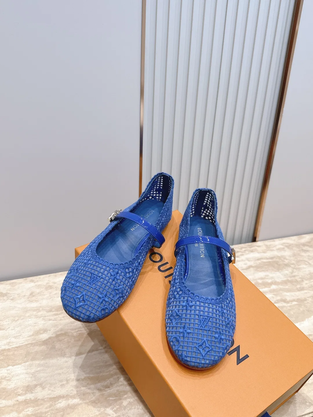 LV 27FW LDWAQLG 108 플랫슈즈 24