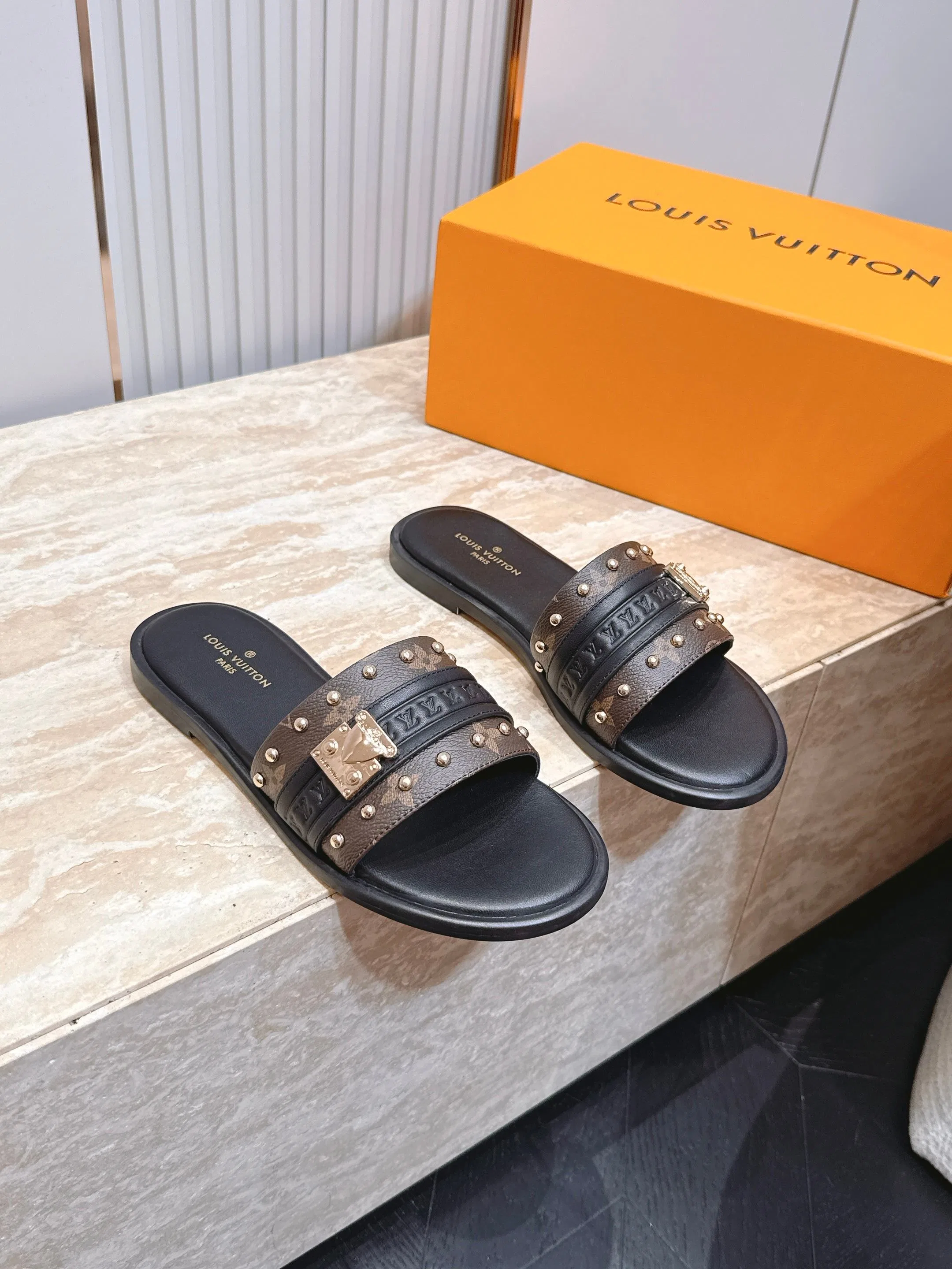 LV 27FW LDWAQLG 109 슬리퍼 26