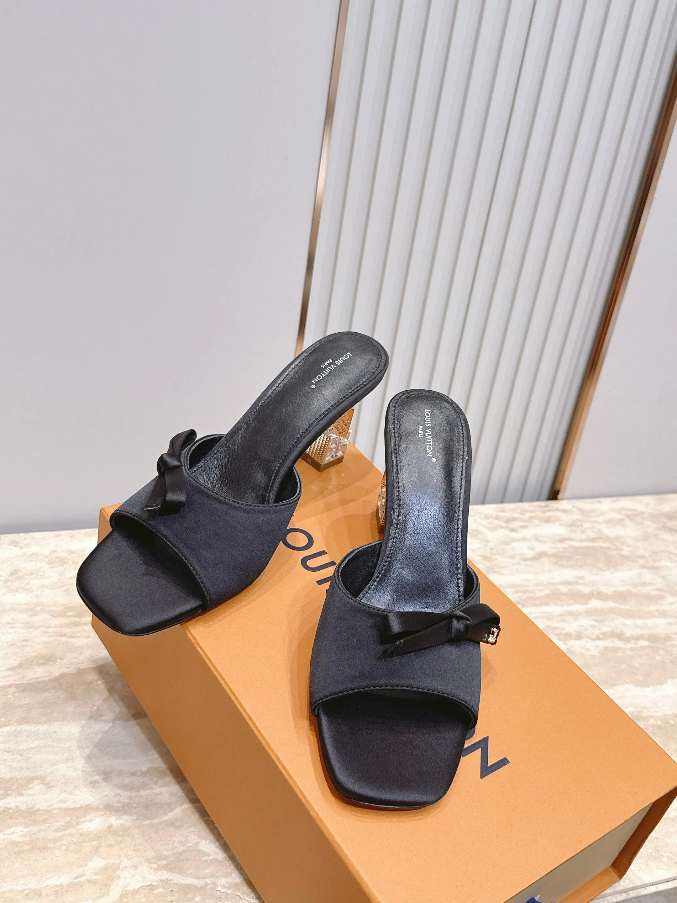 LV 27FW LDWAQLG 111 구두 14