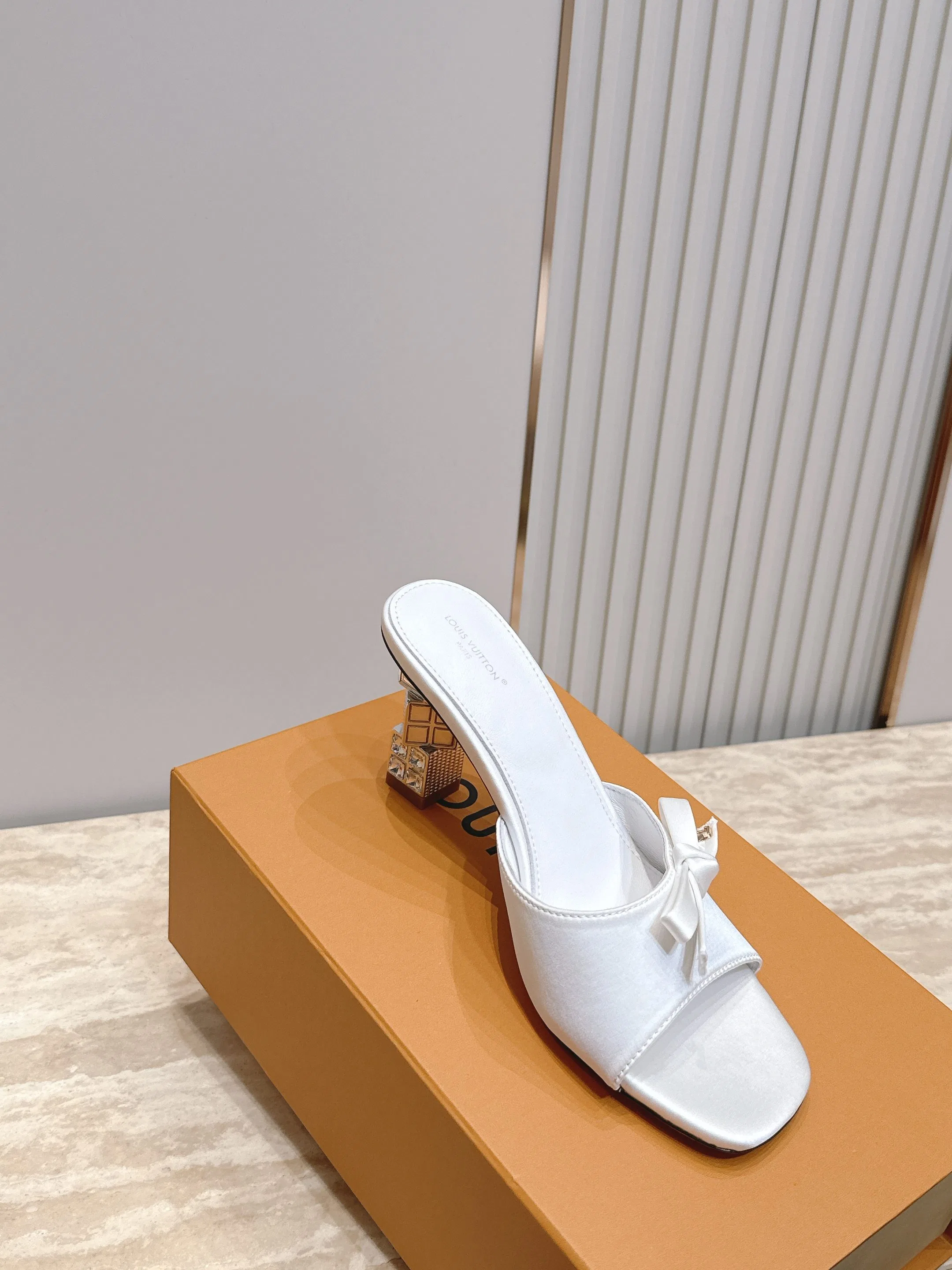 LV 27FW LDWAQLG 111 구두 80