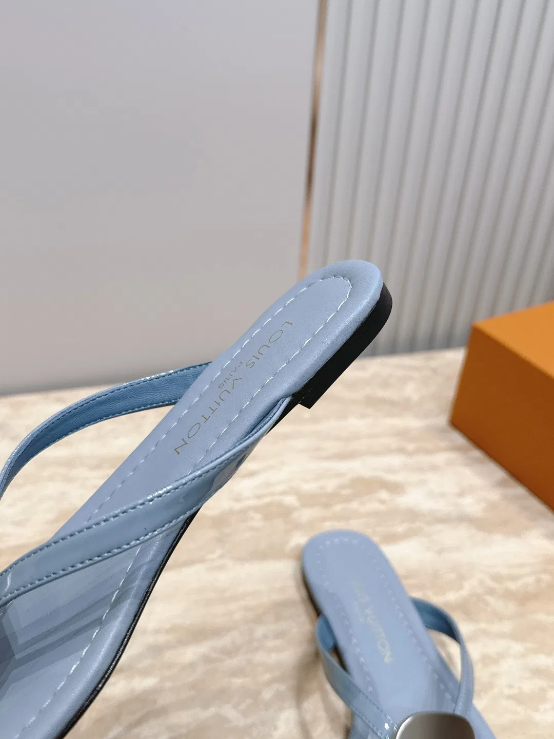 LV 27FW LDWAQLG 115 슬리퍼 8