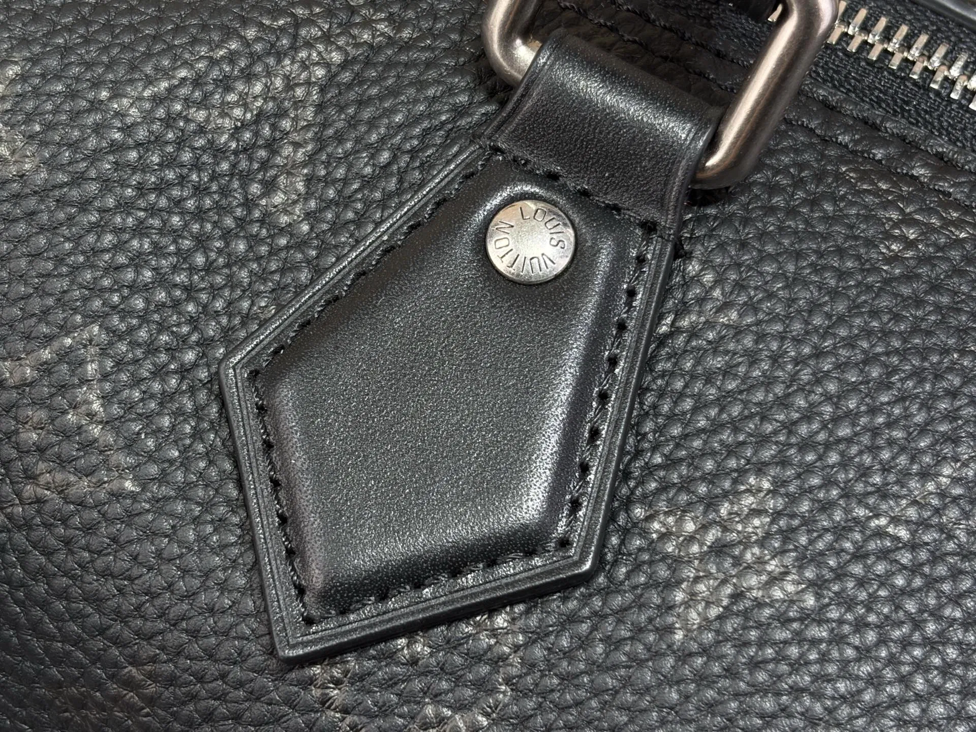 LV 27FW LDWAQLG 120 토트백 13