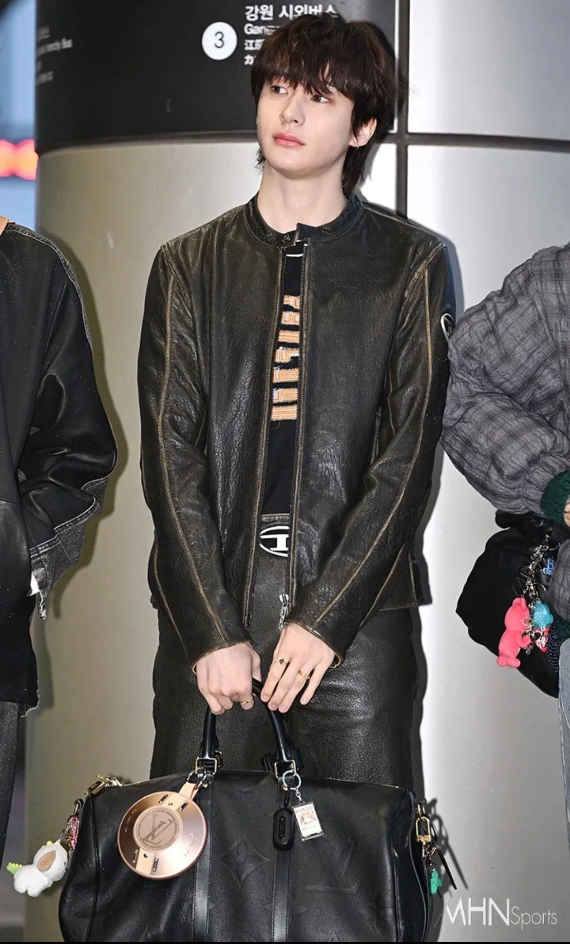 LV 27FW LDWAQLG 124 토트백 19