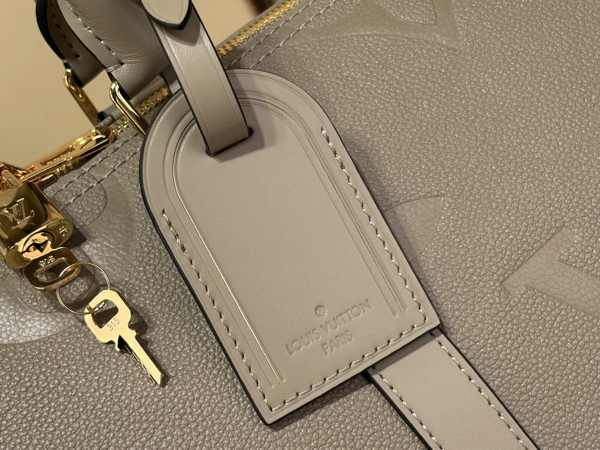 LV 27FW LDWAQLG 124 토트백 27