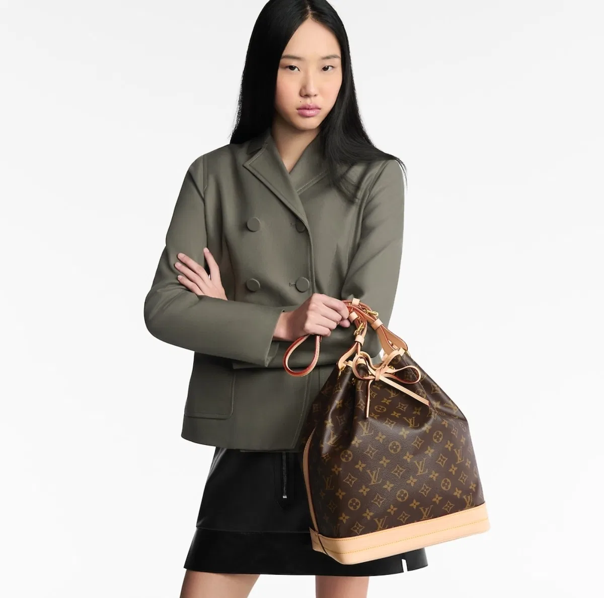 LV 27FW LDWAQLG 125 버킷백 12