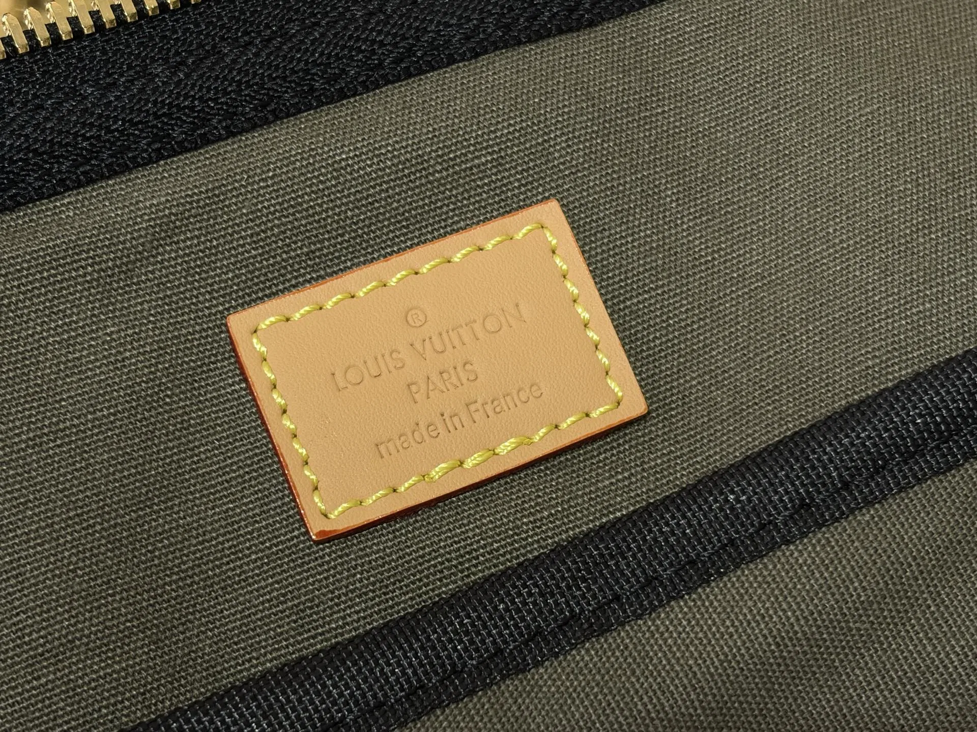 LV 27FW LDWAQLG 128 토트백 8