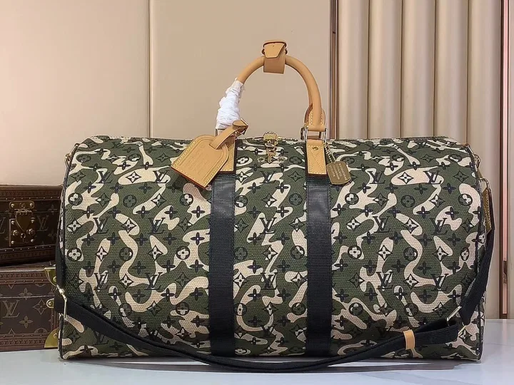 LV 27FW LDWAQLG 128 토트백 10