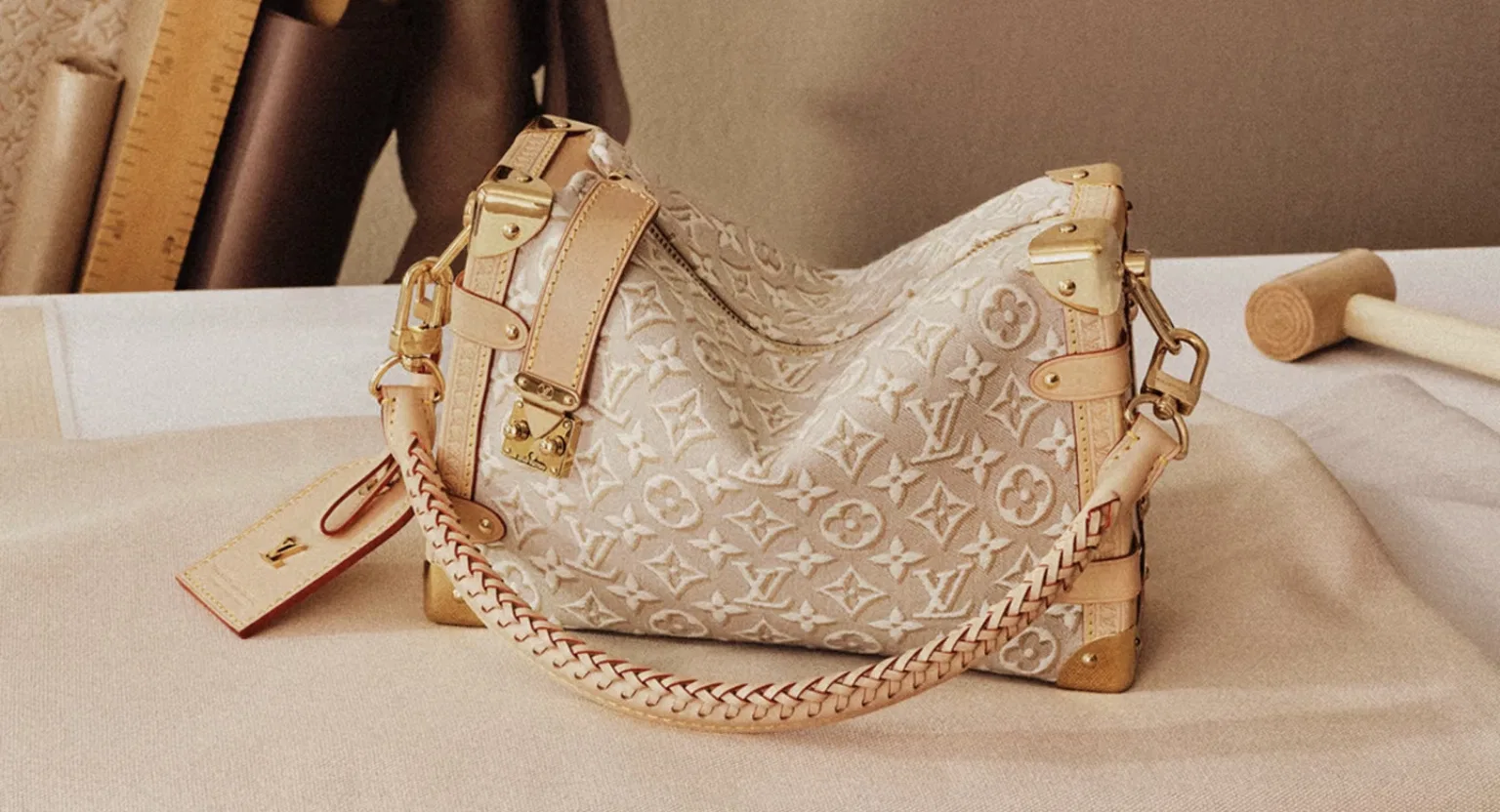 LV 27FW LDWAQLG 135 토트백 36