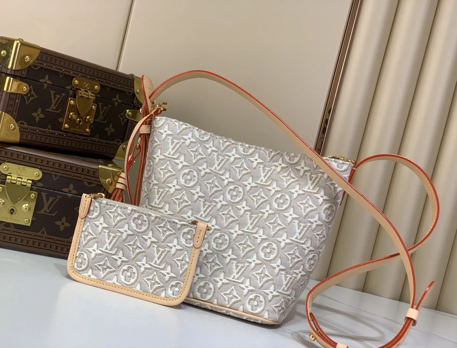LV 27FW LDWAQLG 136 버킷백 10