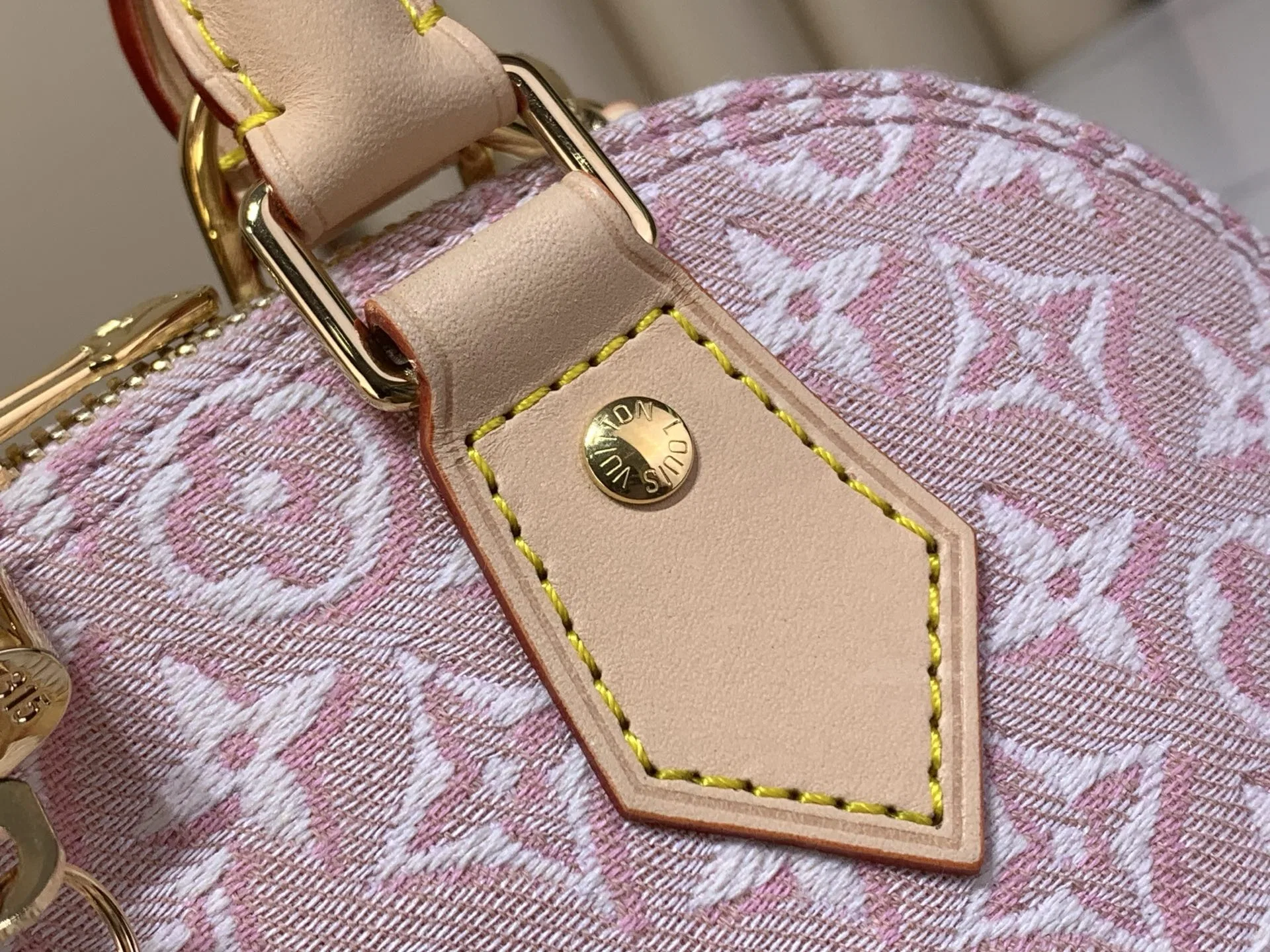 LV 27FW LDWAQLG 140 토트백 12