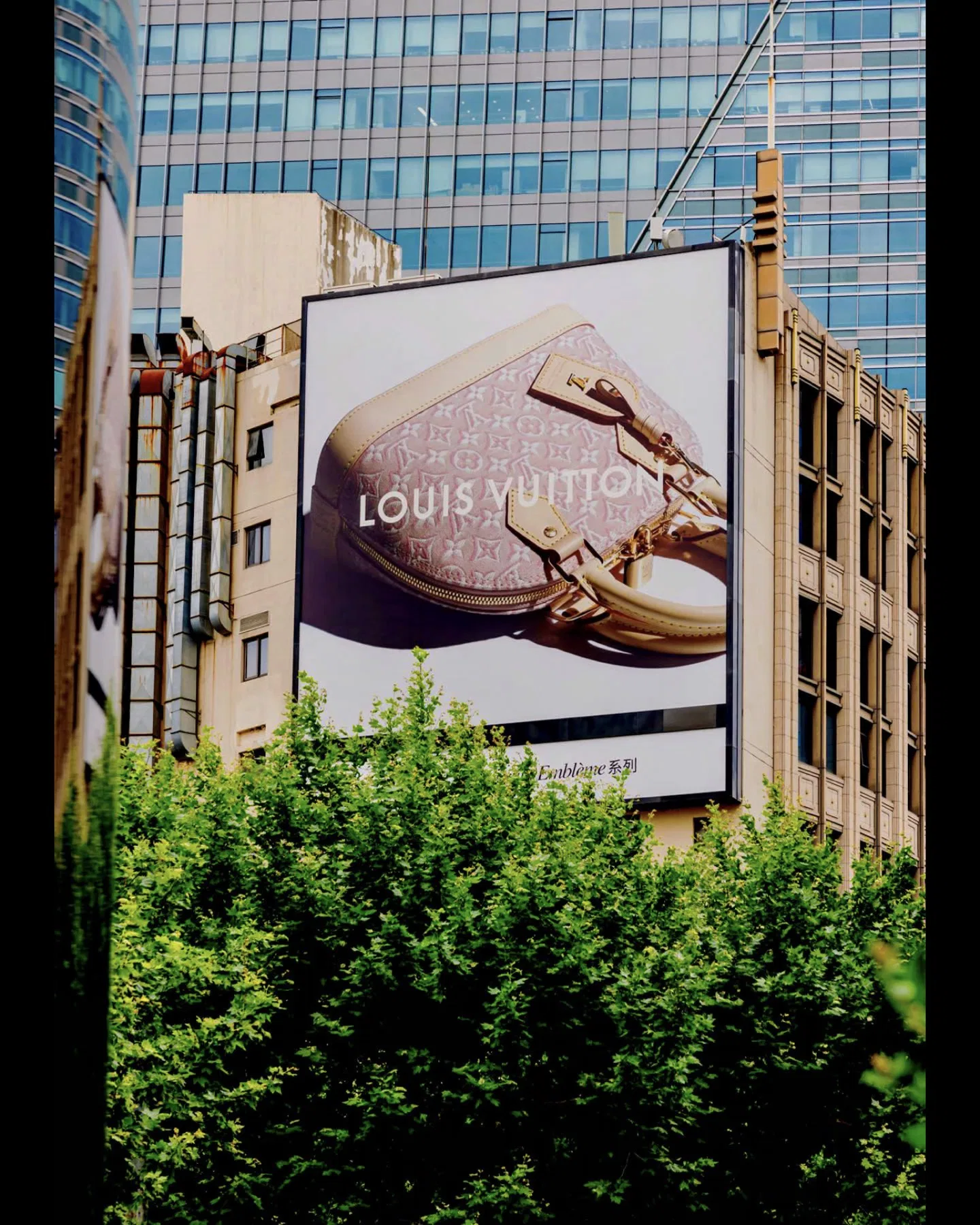 LV 27FW LDWAQLG 140 토트백 13