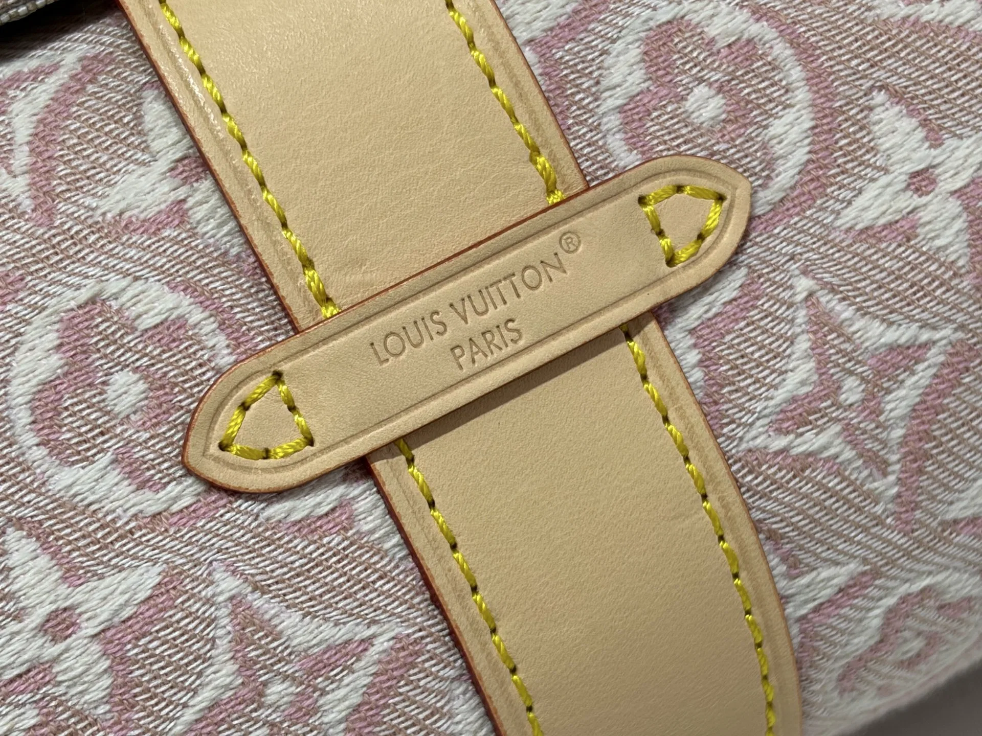 LV 27FW LDWAQLG 142 미니백 11