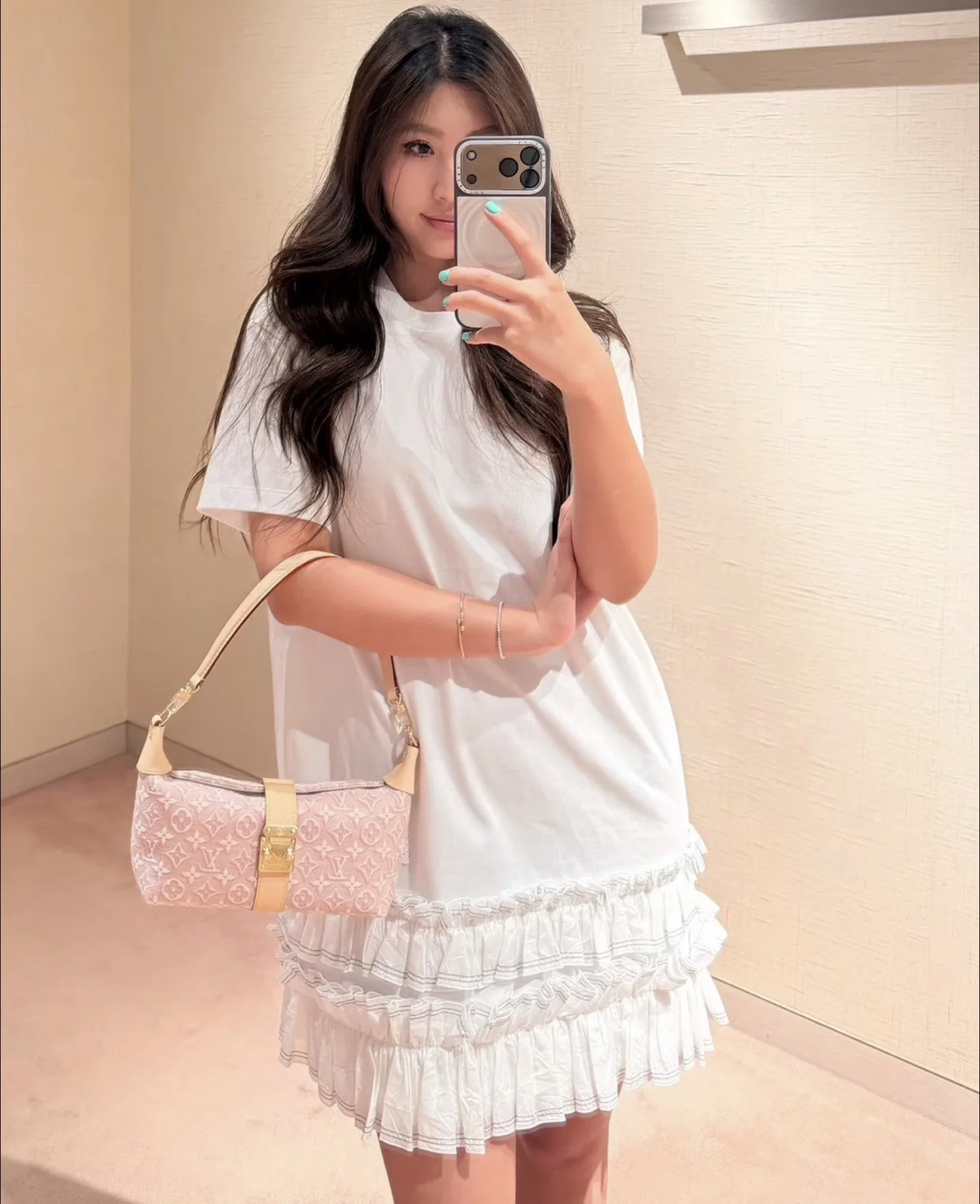 LV 27FW LDWAQLG 142 미니백 19