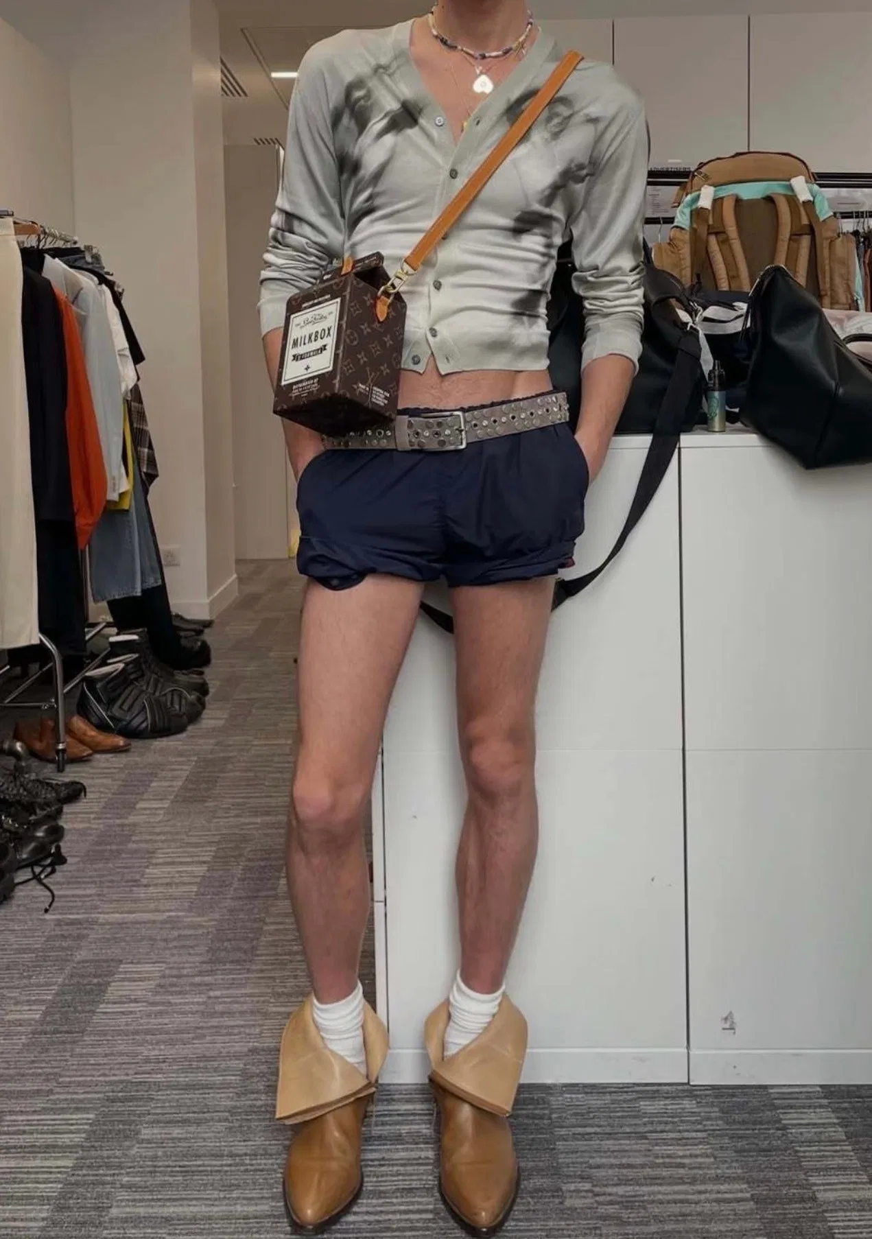 LV 27FW LDWAQLG 143 미니백 20