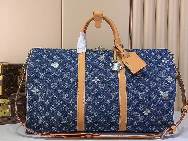 LV 27FW LDWAQLG 145 토트백 10