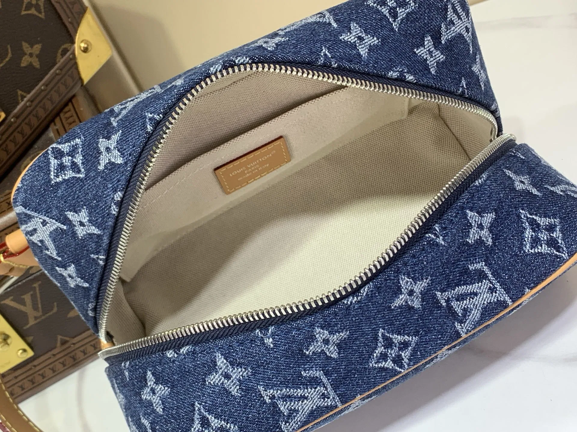 LV 27FW LDWAQLG 148 파우치 9