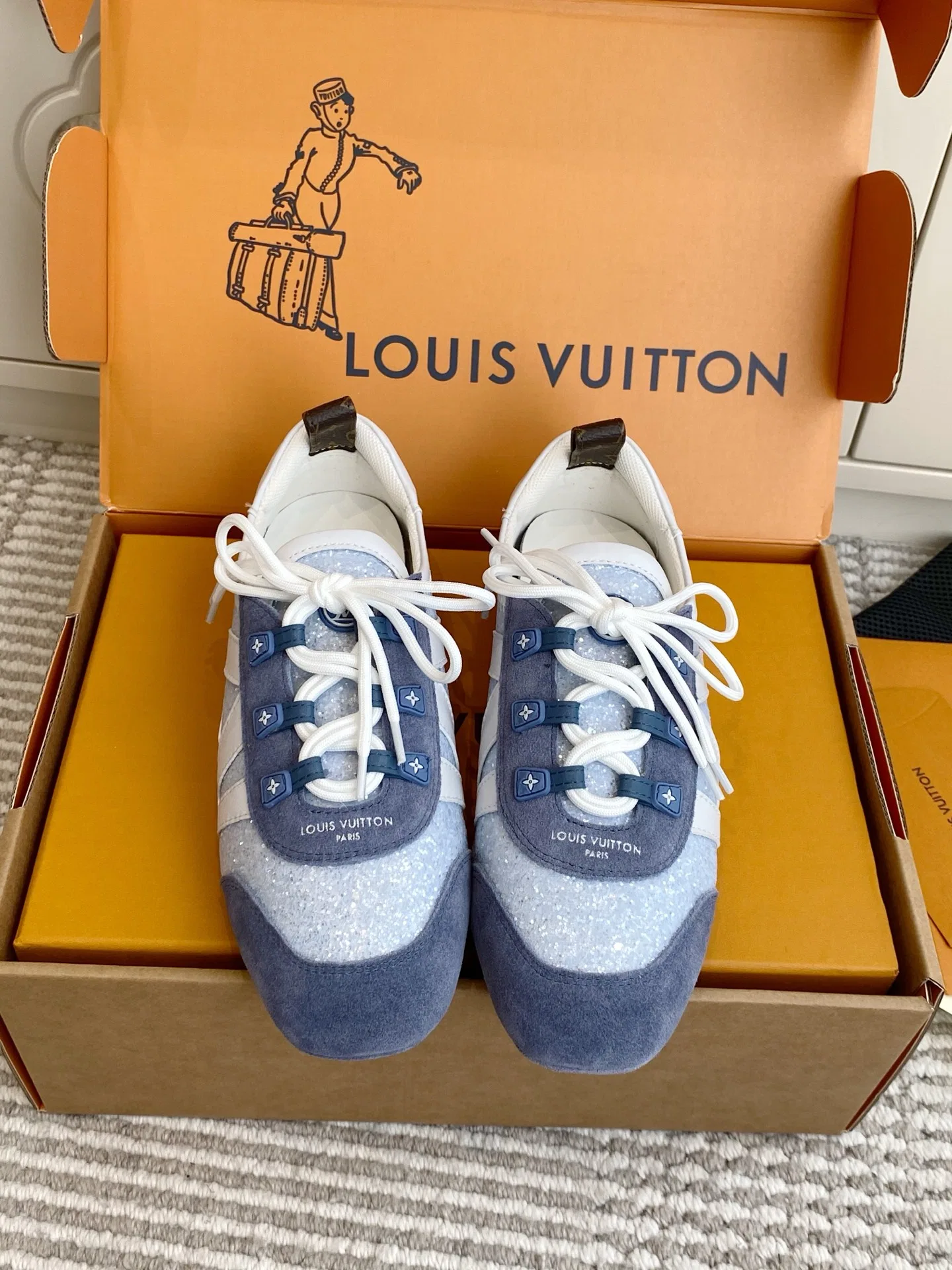 LV 27FW LDWAQLG 150 스니커즈 9