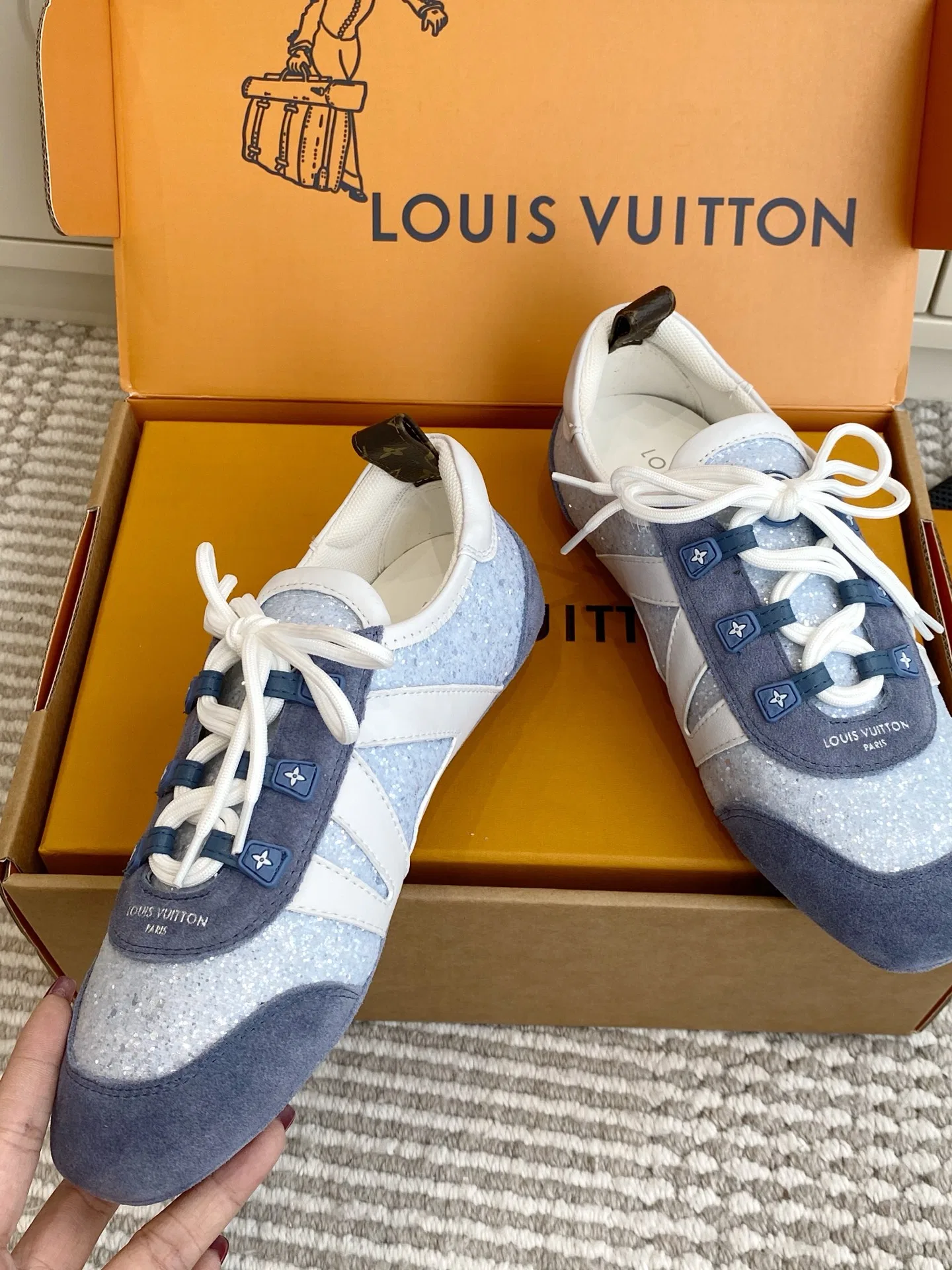 LV 27FW LDWAQLG 150 스니커즈 10