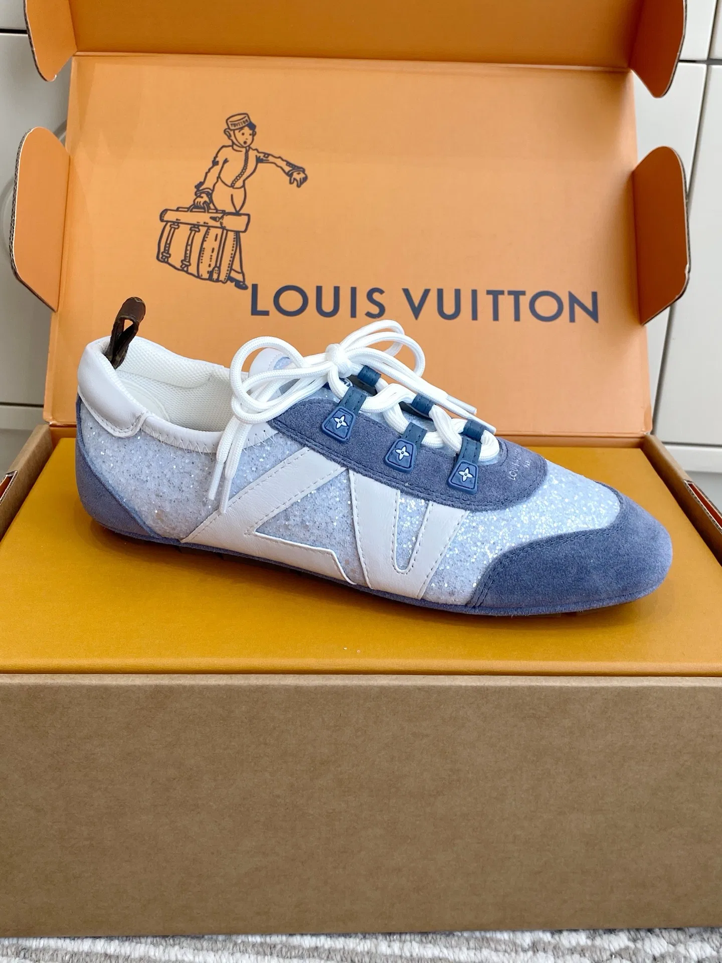 LV 27FW LDWAQLG 150 스니커즈 11