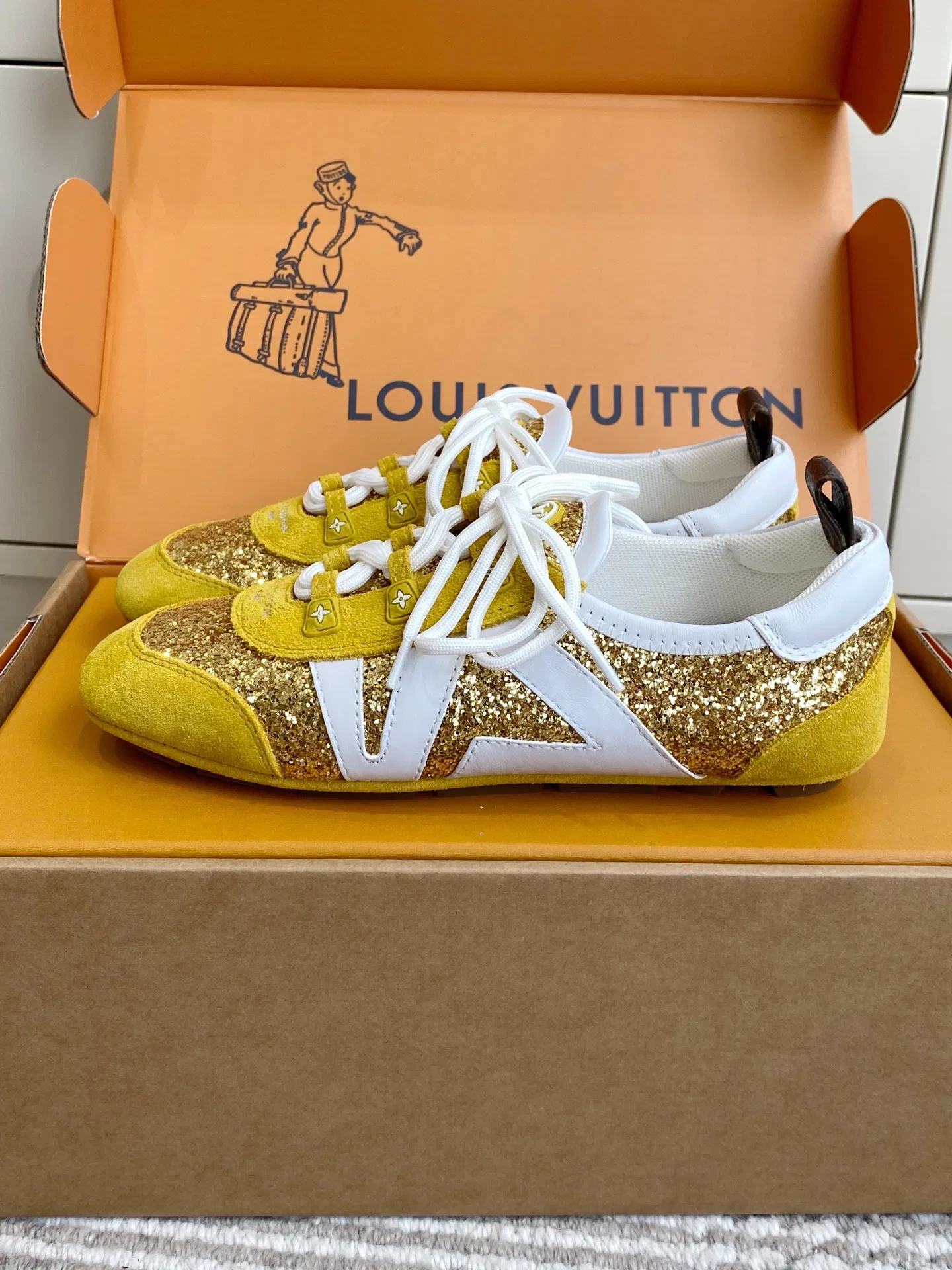 LV 27FW LDWAQLG 150 스니커즈 32