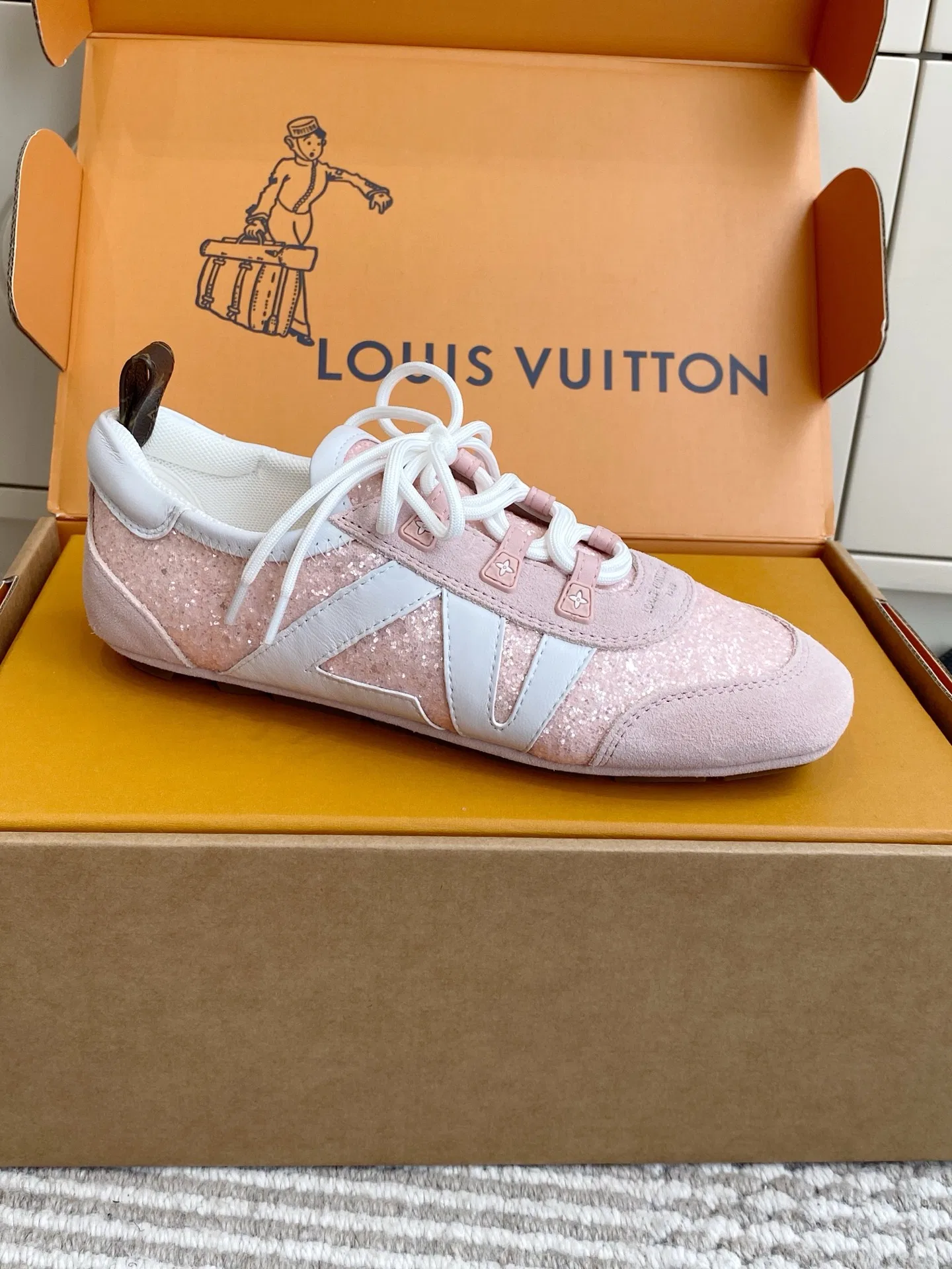 LV 27FW LDWAQLG 150 스니커즈 47