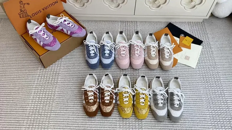 LV 27FW LDWAQLG 150 스니커즈 51