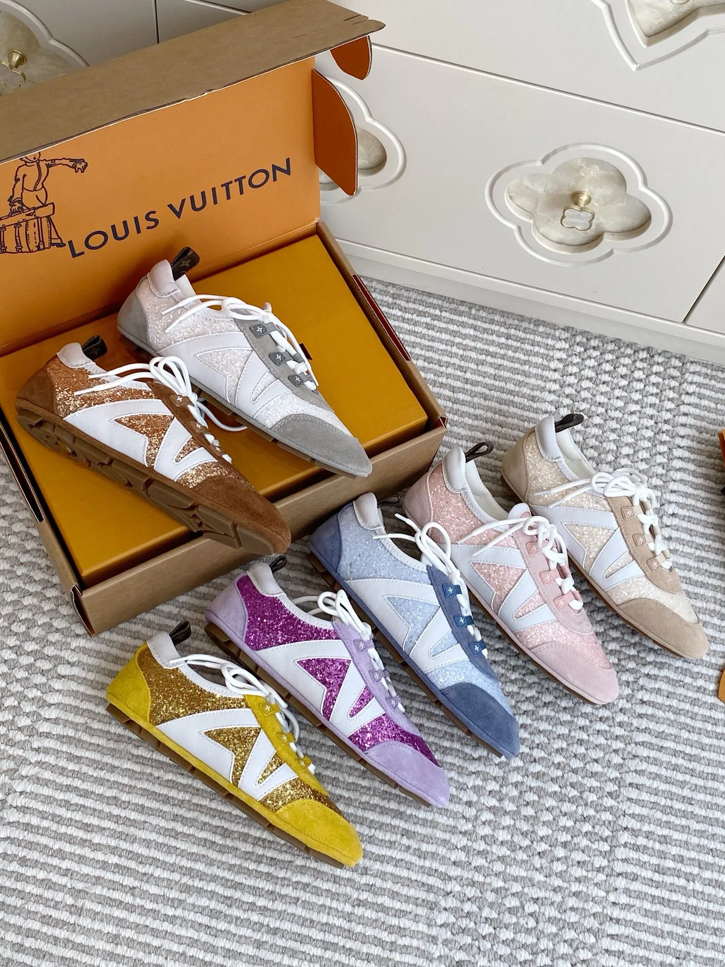 LV 27FW LDWAQLG 150 스니커즈 53