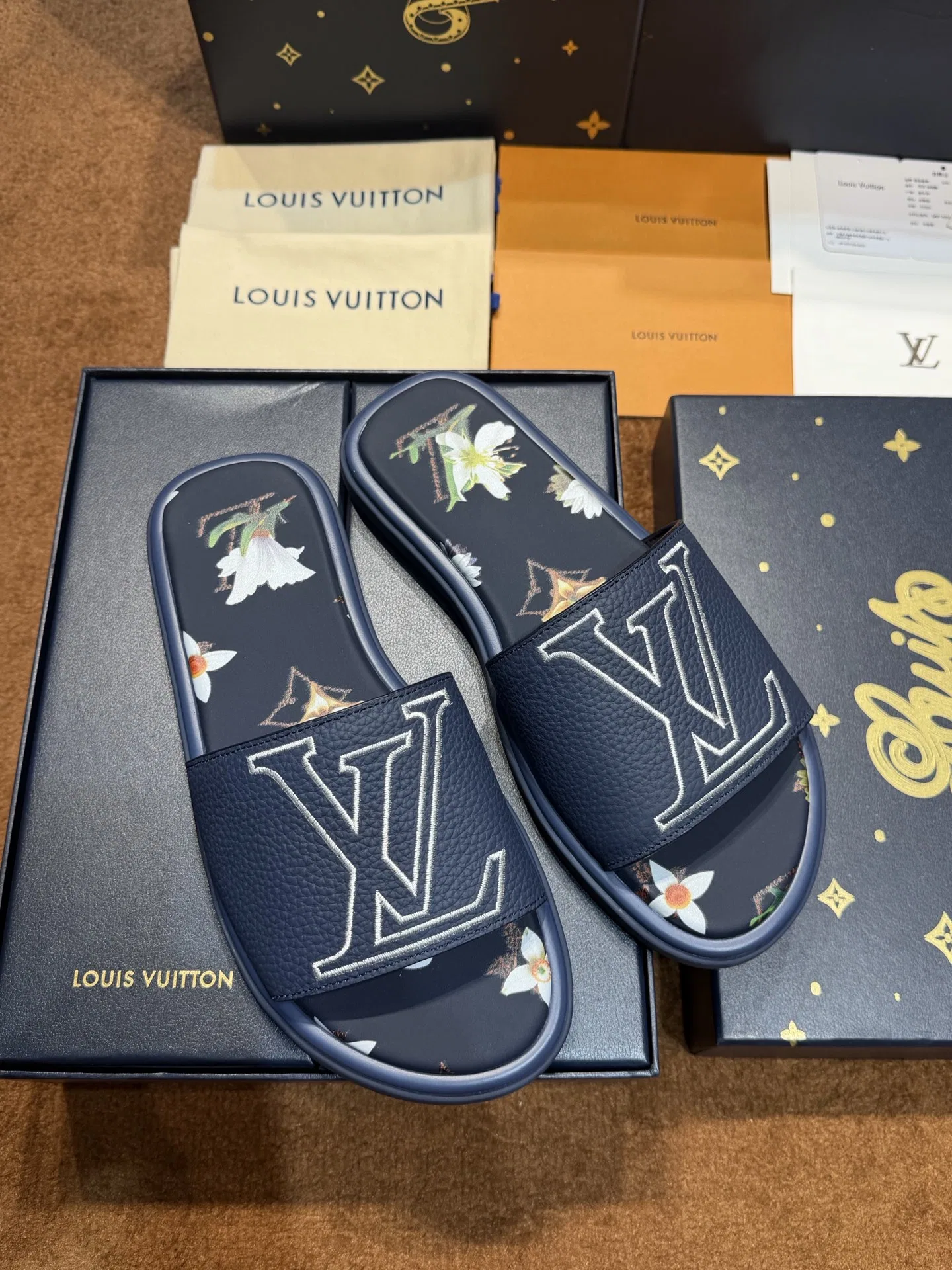LV 27FW LDWAQLG 151 슬리퍼 25