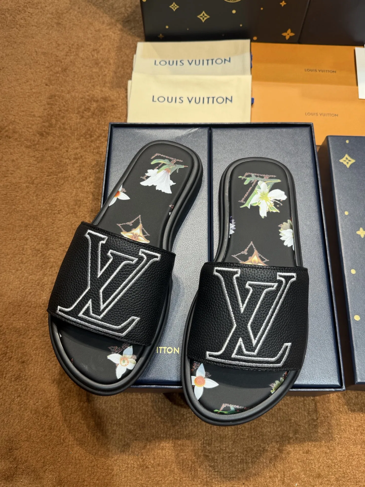 LV 27FW LDWAQLG 151 슬리퍼 34