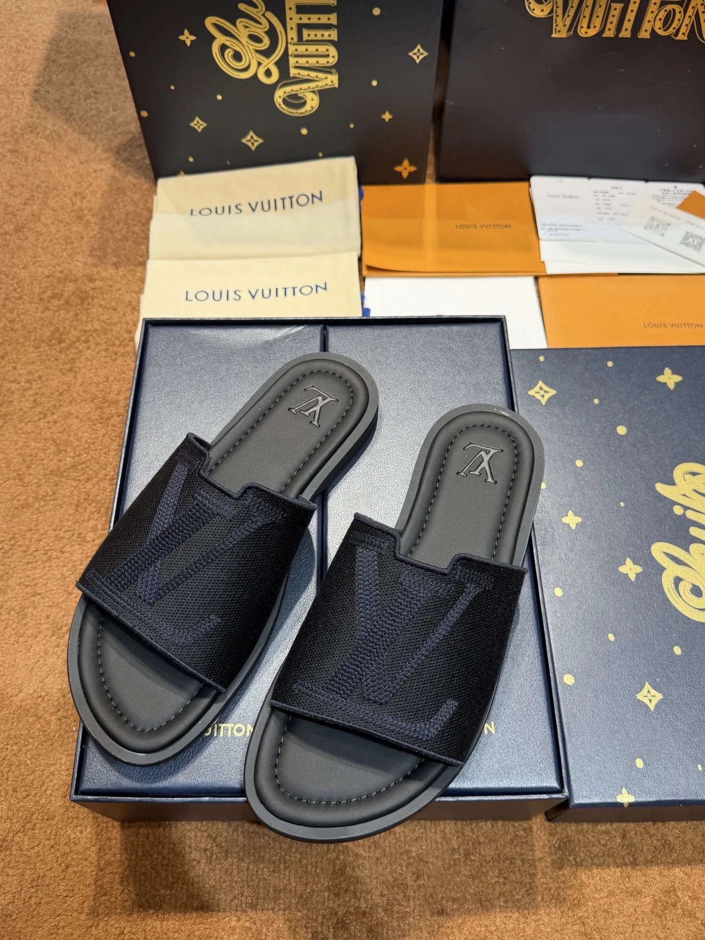 LV 27FW LDWAQLG 152 슬리퍼 8