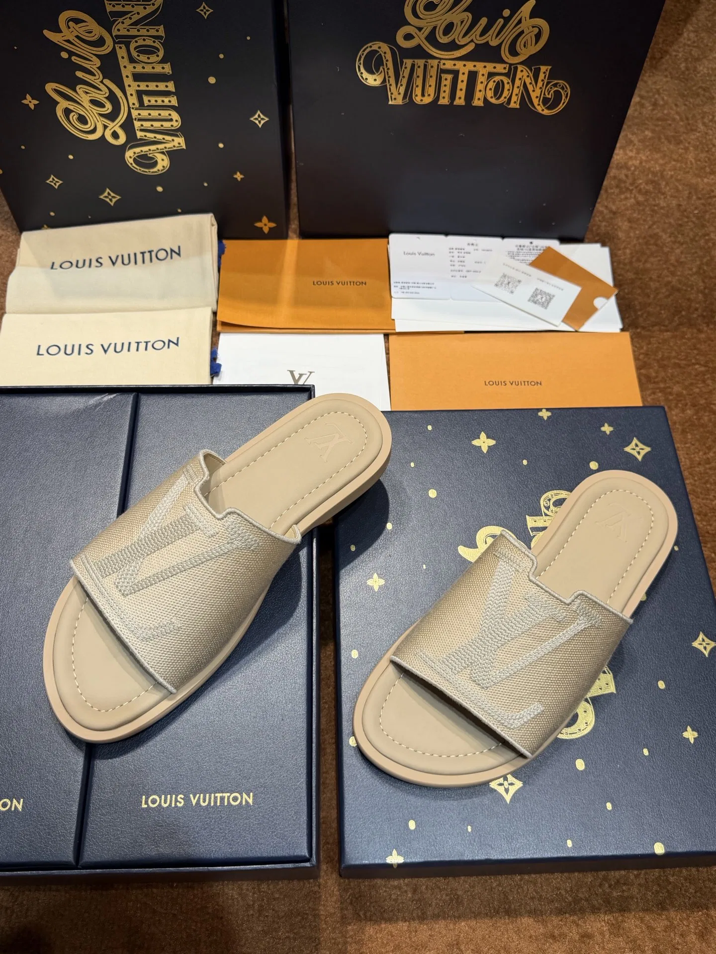LV 27FW LDWAQLG 152 슬리퍼 45