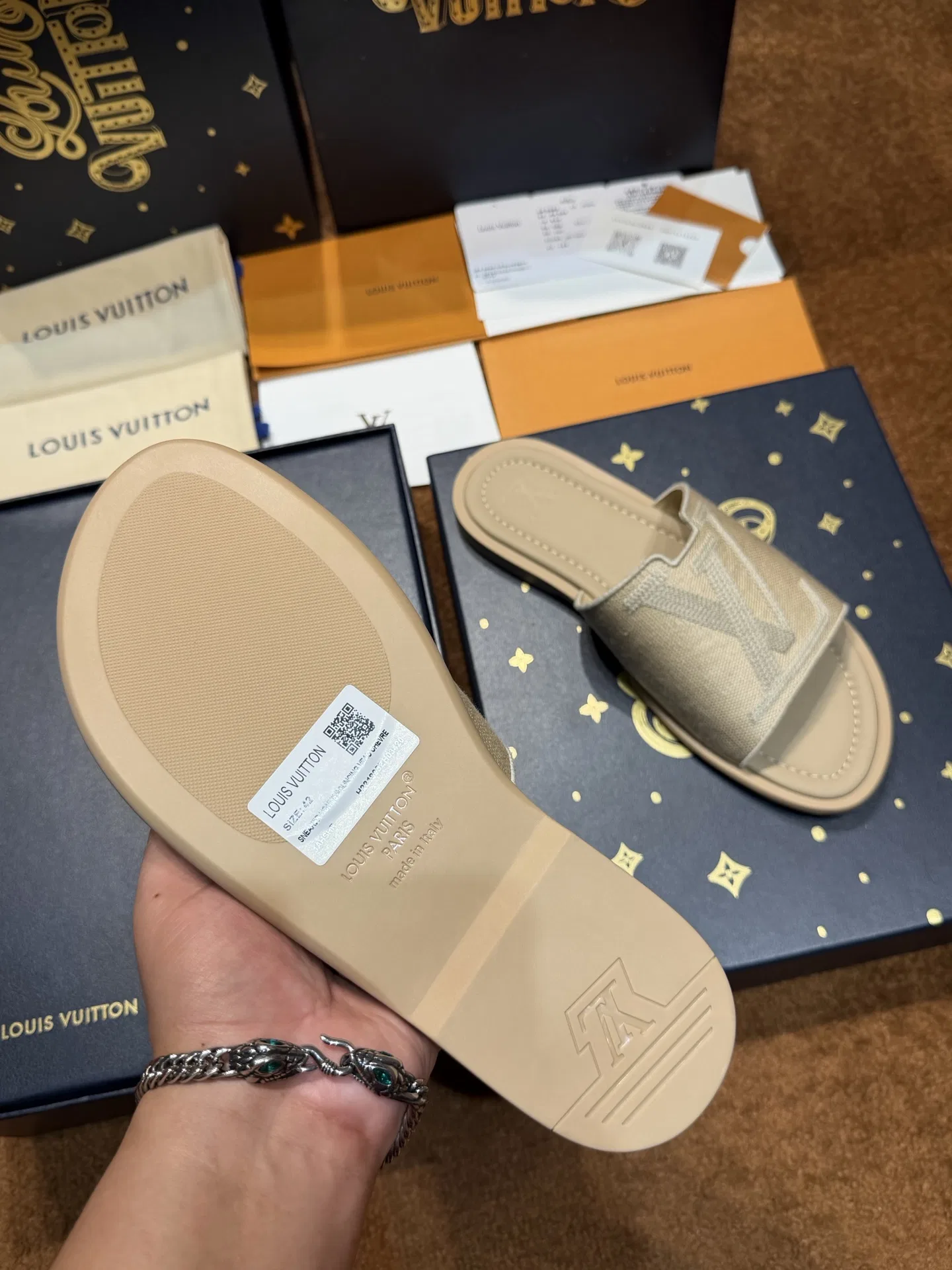 LV 27FW LDWAQLG 152 슬리퍼 47