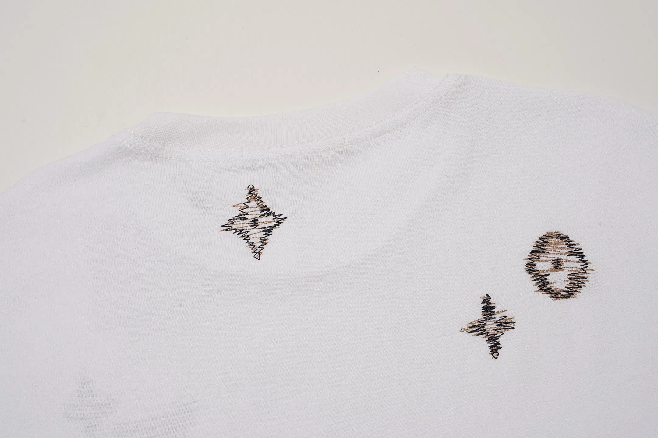LV 27FW MYHBYXB 008 반팔티셔츠 13