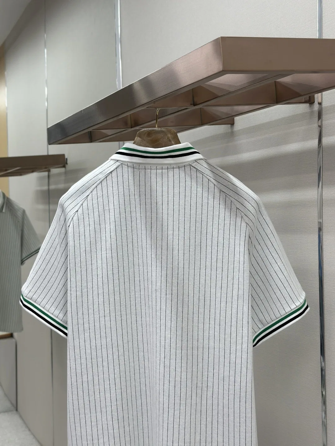 LV 27FW NODYQKY 024 폴로반팔티셔츠 8