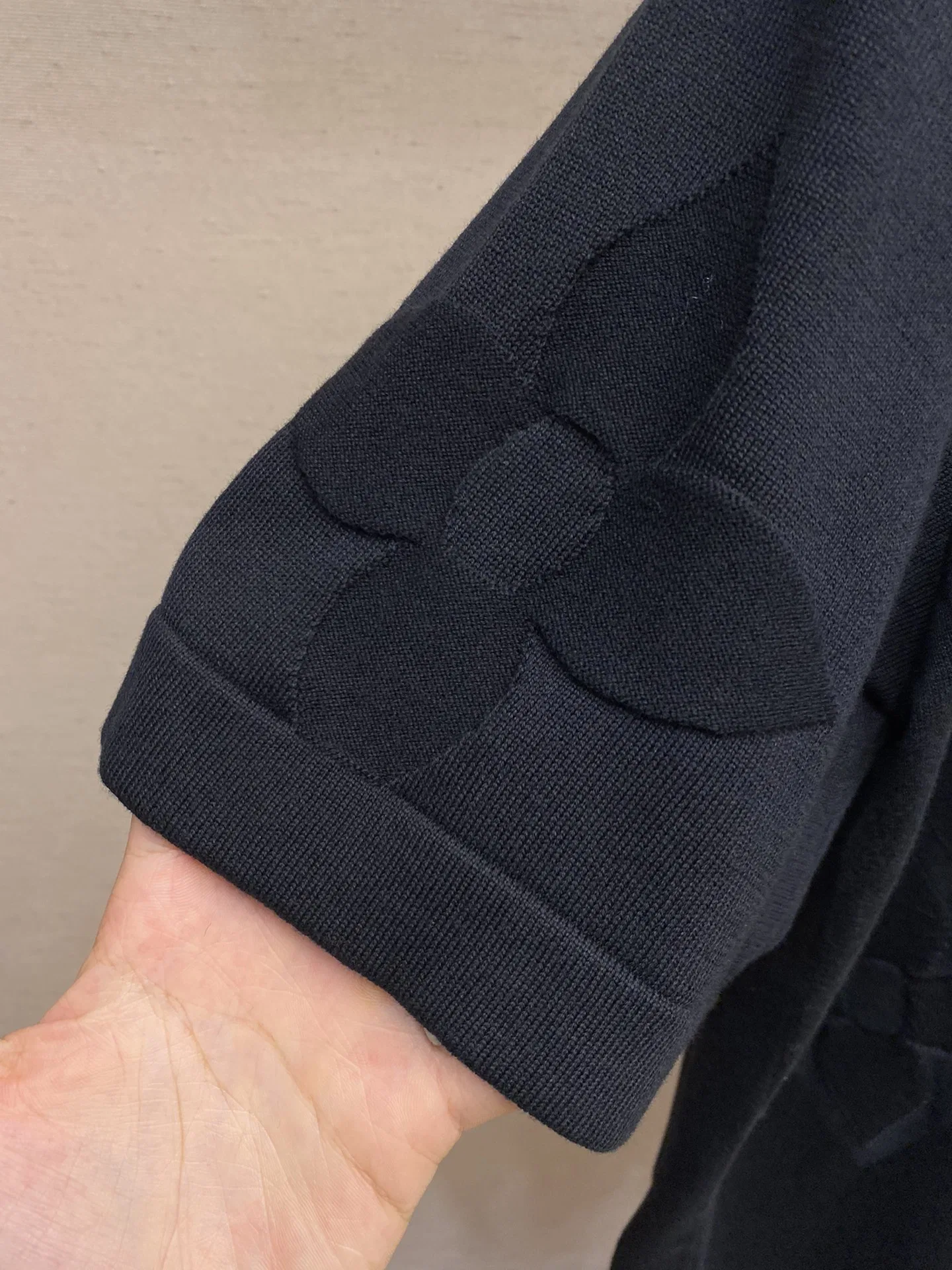 LV 27FW NODYQKY 031 반팔니트 11