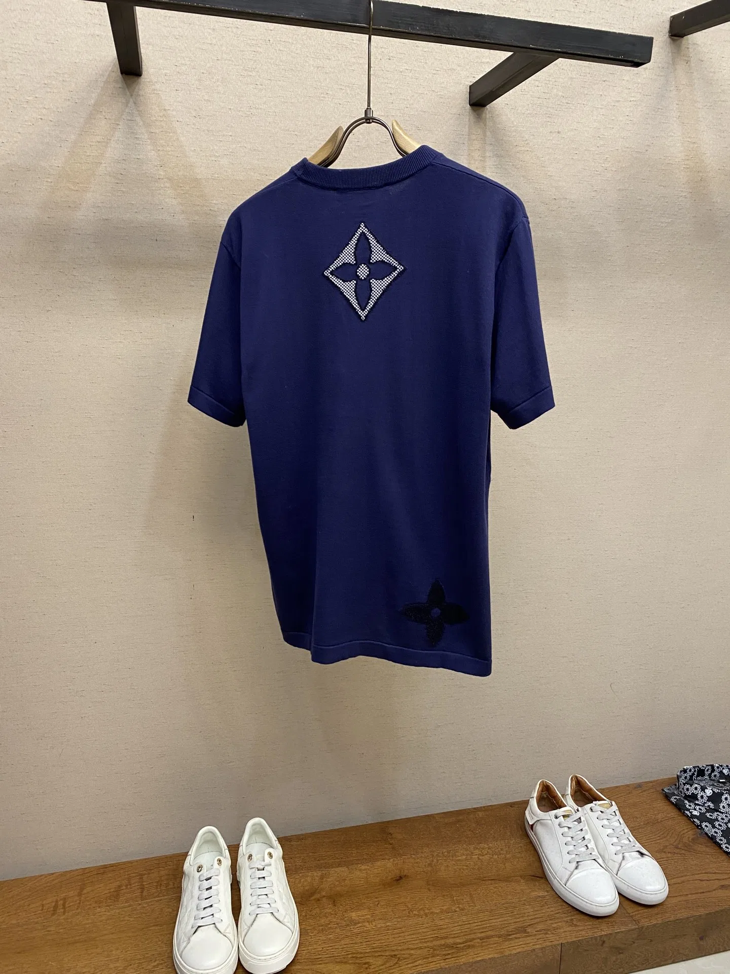 LV 27FW NODYQKY 032 반팔니트 8