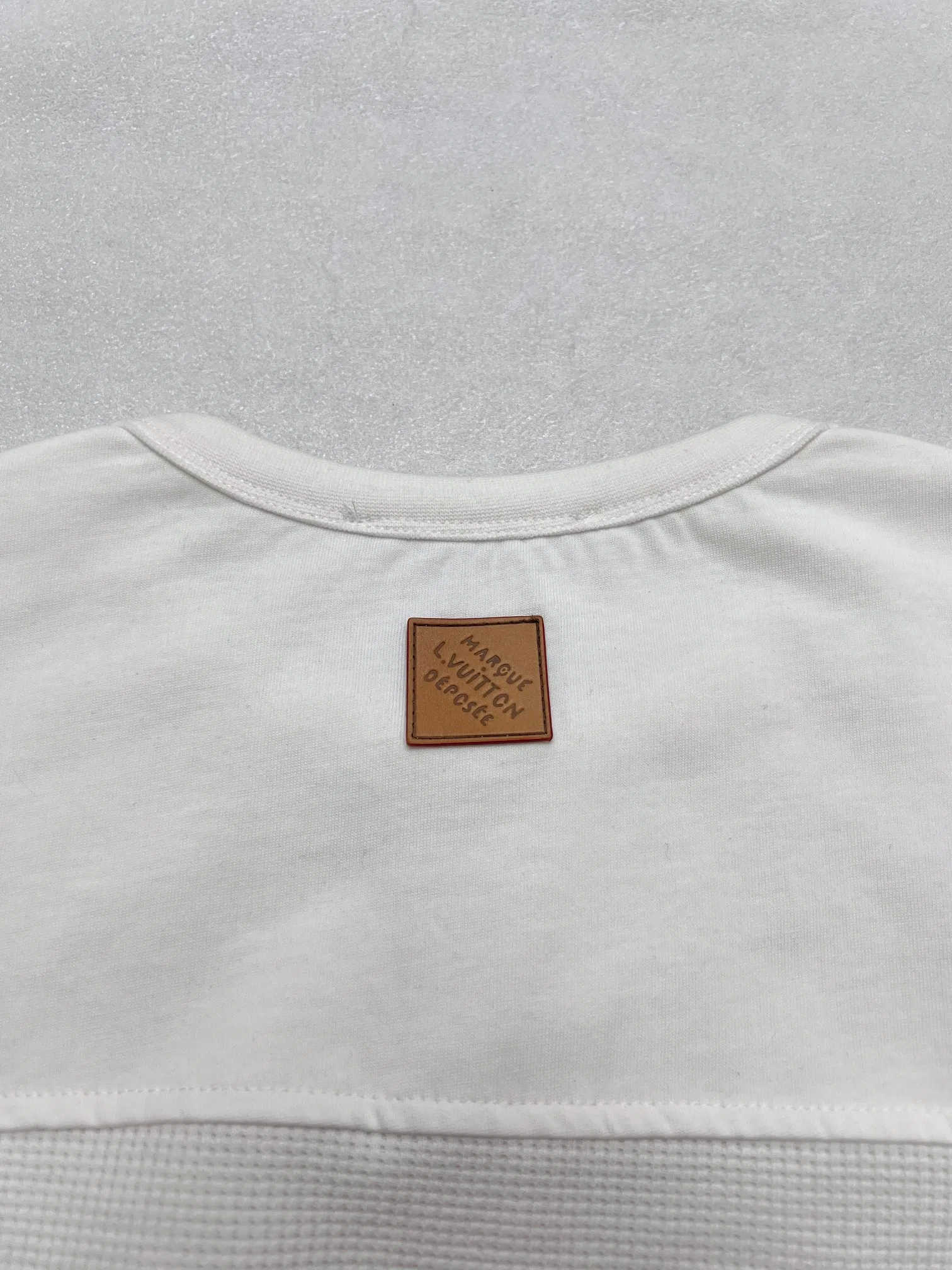 LV 27FW NOGJIQS 002 롱슬리브 7
