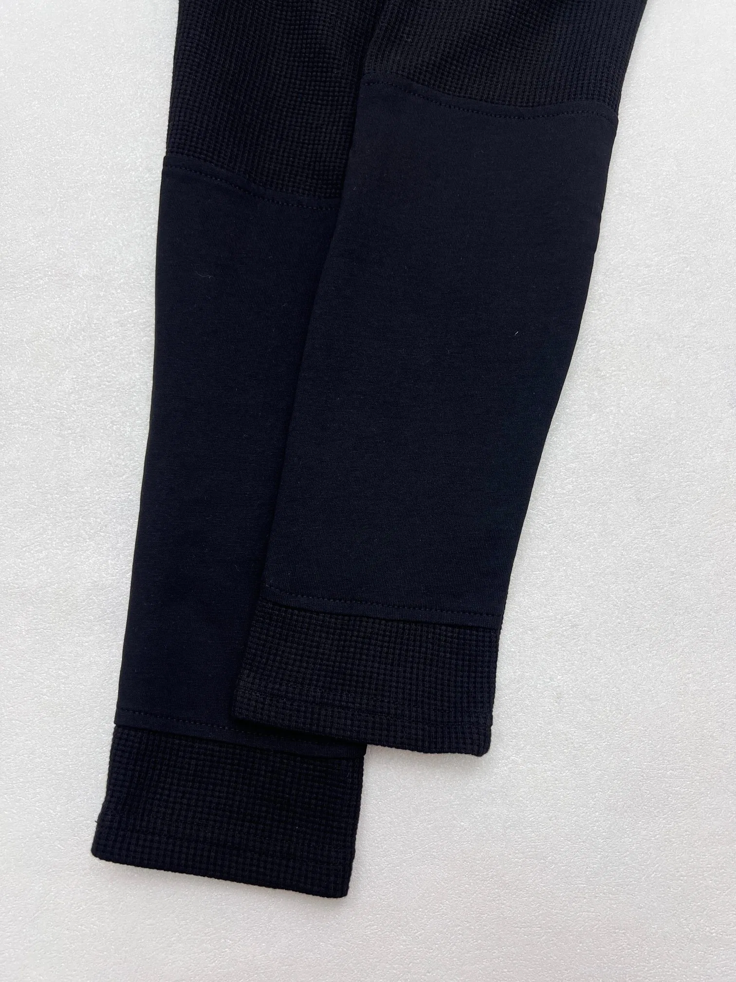 LV 27FW NOGJIQS 002 롱슬리브 15
